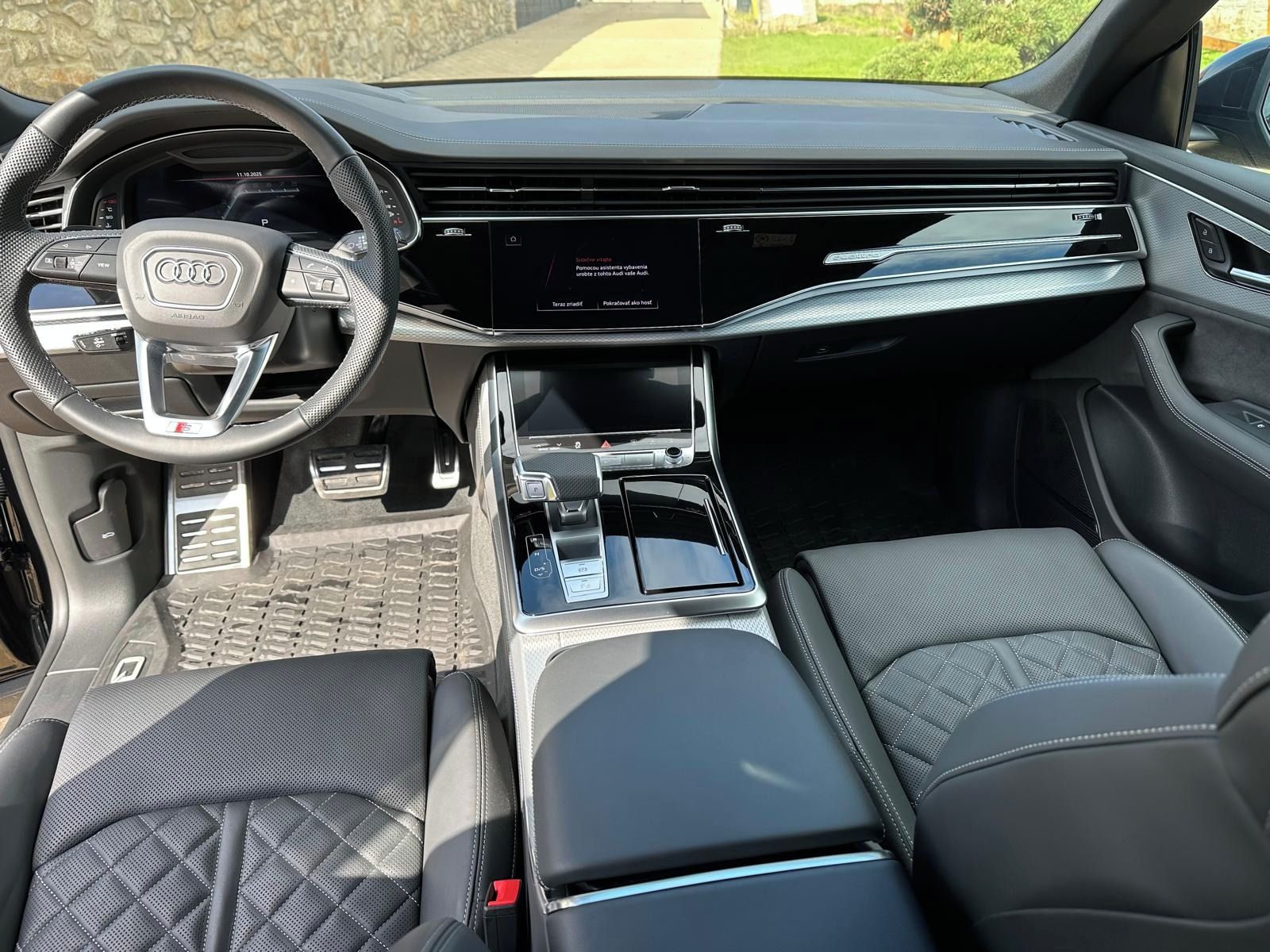 Audi SQ8, Audi SQ8 TFSI quattro 373KW - fotka 6