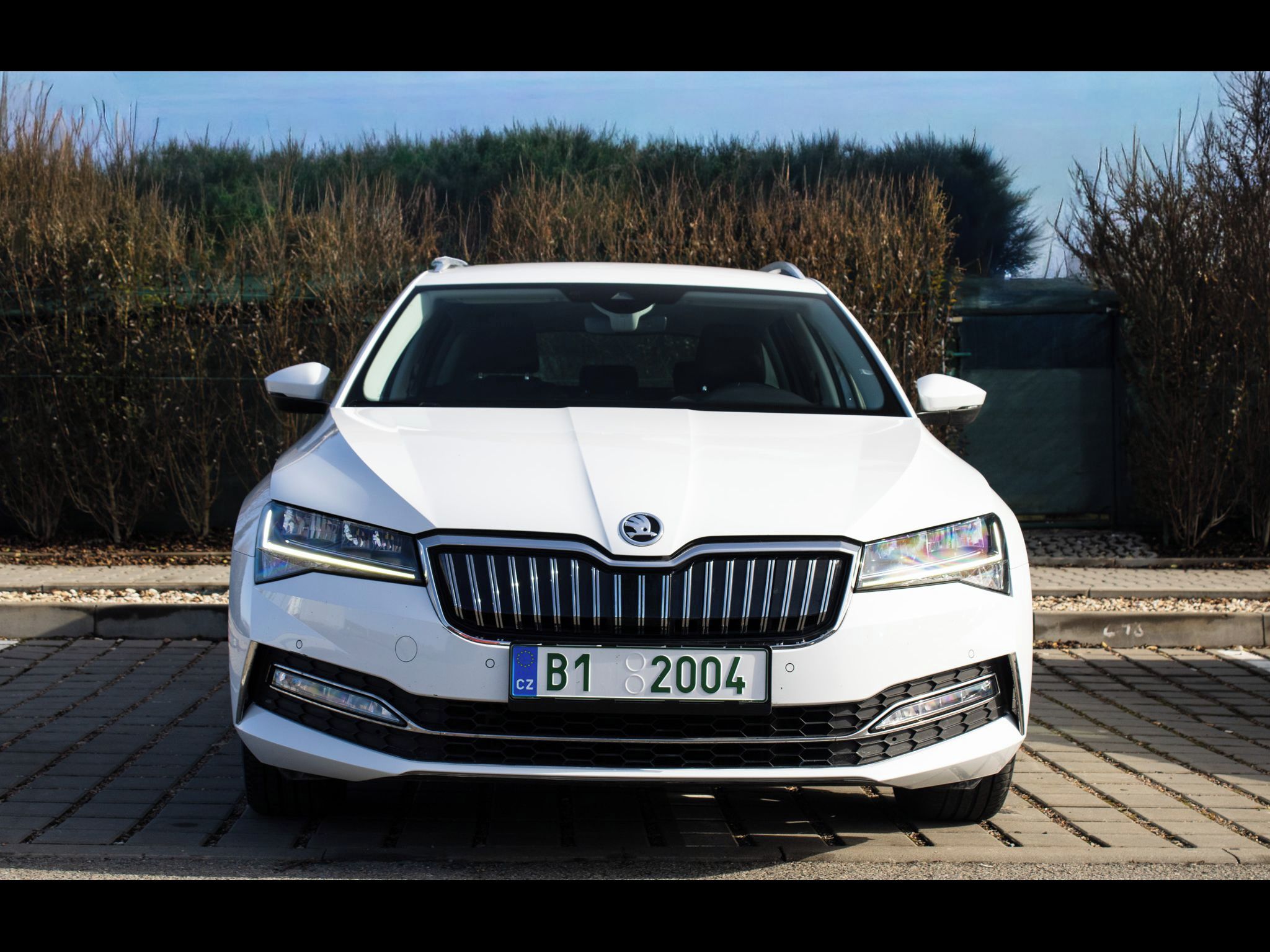 Škoda Superb - fotka 2