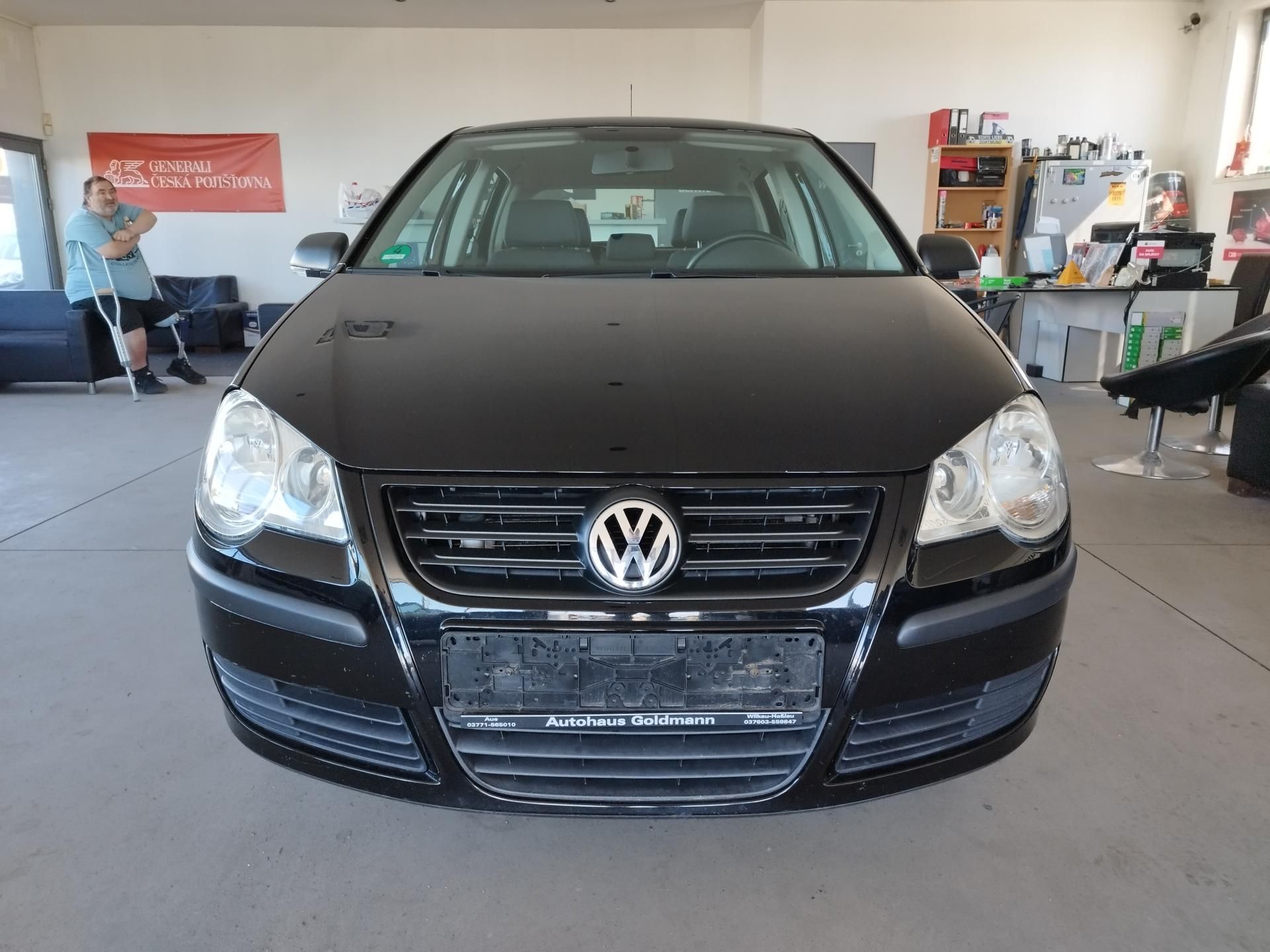 Volkswagen Polo, 1,2i,44KW,KLIMA,NAJ.91TKM - fotka 2