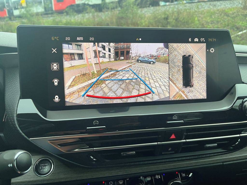 Citroën C5, X 1,6 PureTech 180 SHINE - fotka 6