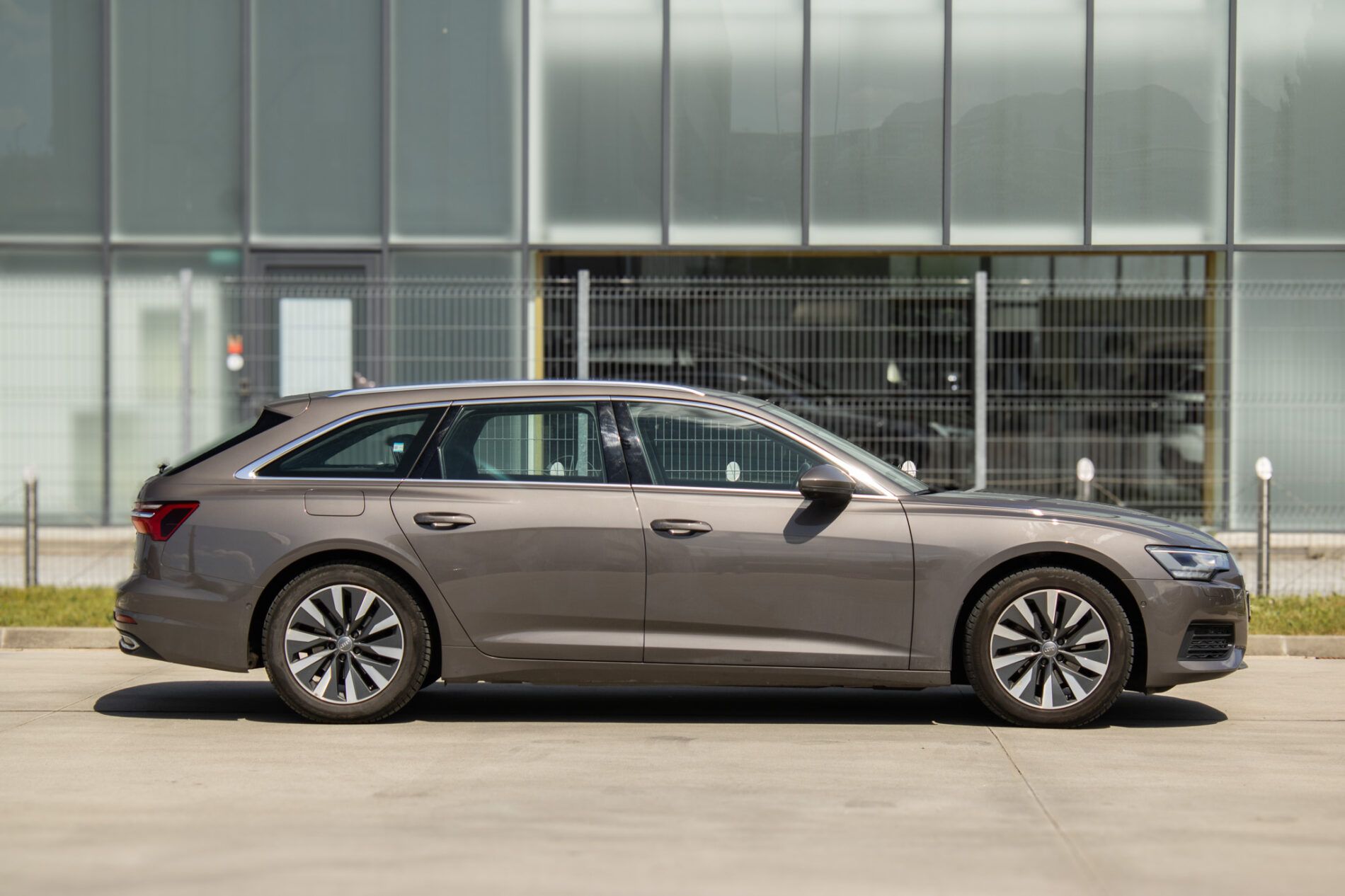 Audi A6 Avant - fotka 4