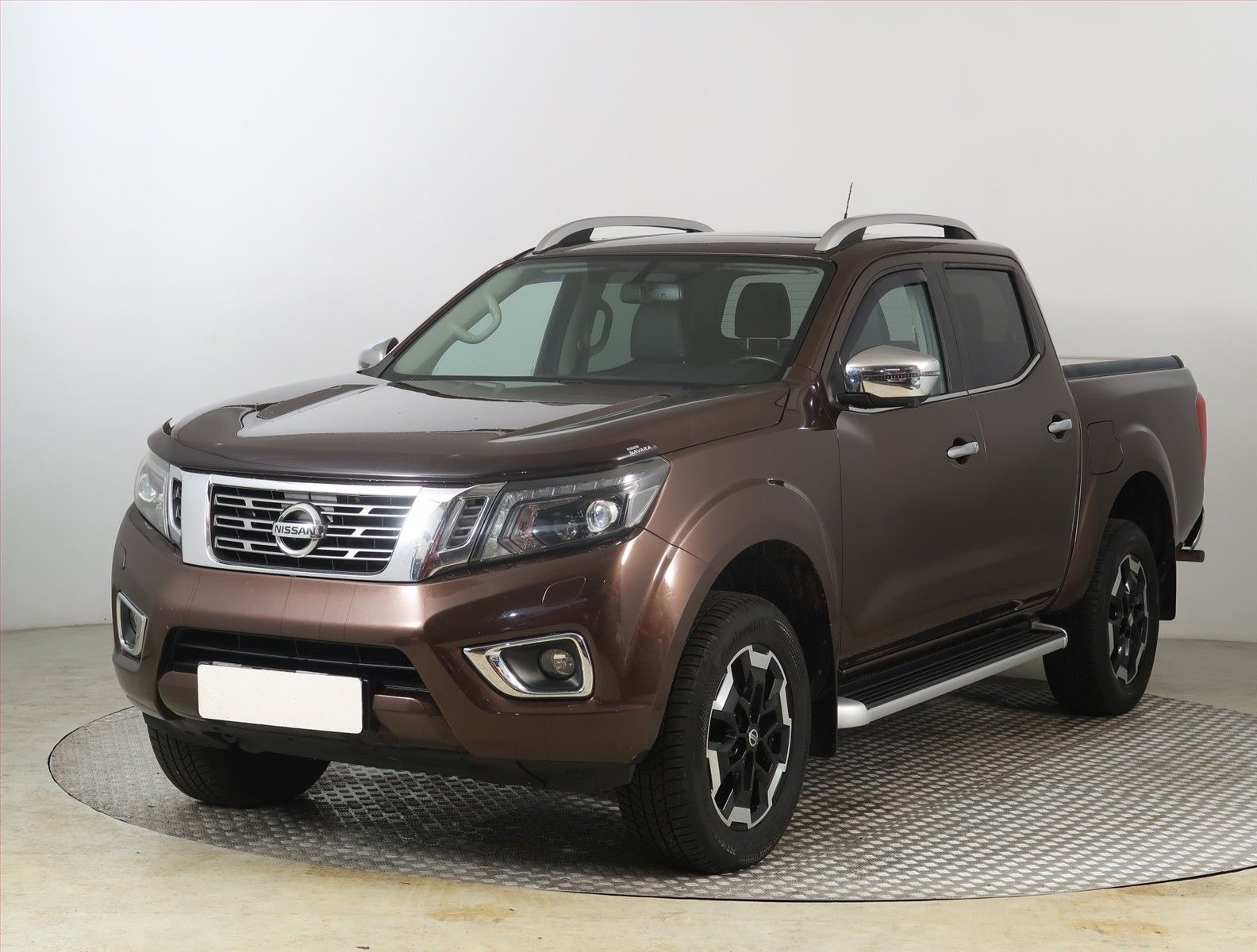 Nissan Navara, 2.3 dCi, 4X4, Automat, Kůže - fotka 2