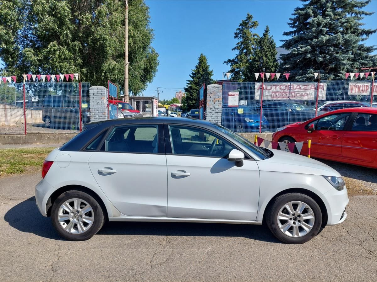 Audi A1, 1,2 TSi Top - fotka 5