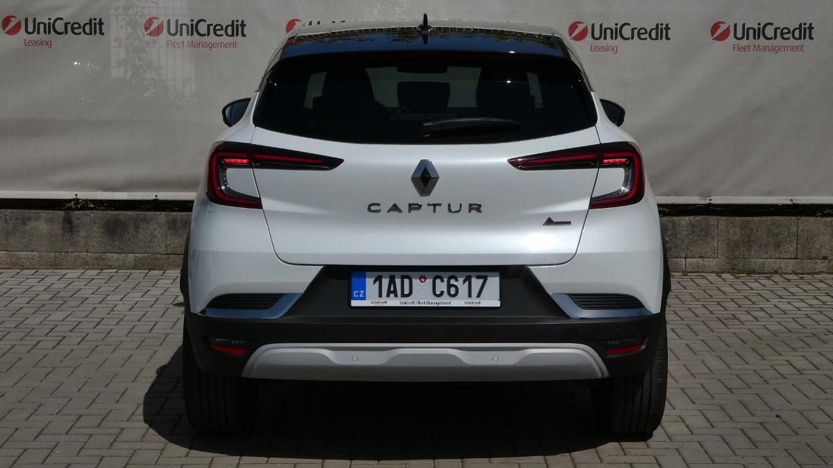 Renault Captur, 1,3  TCe 140 Techno EDC - fotka 4