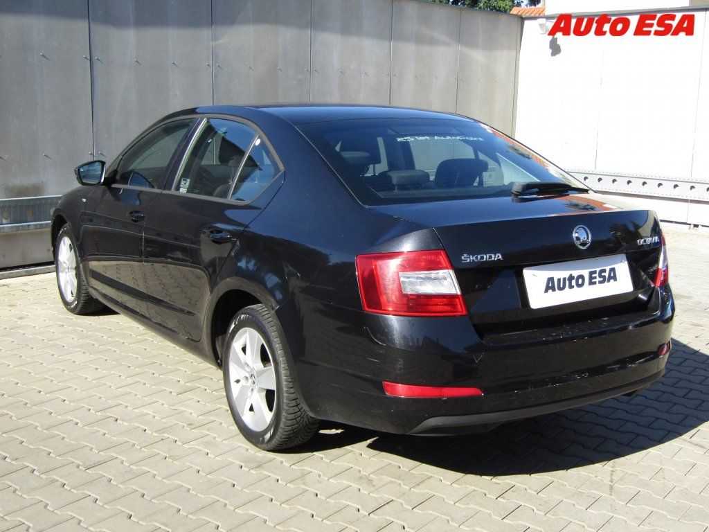 Škoda Octavia, 1.2 TSi,ČR,STK2/28 - fotka 6
