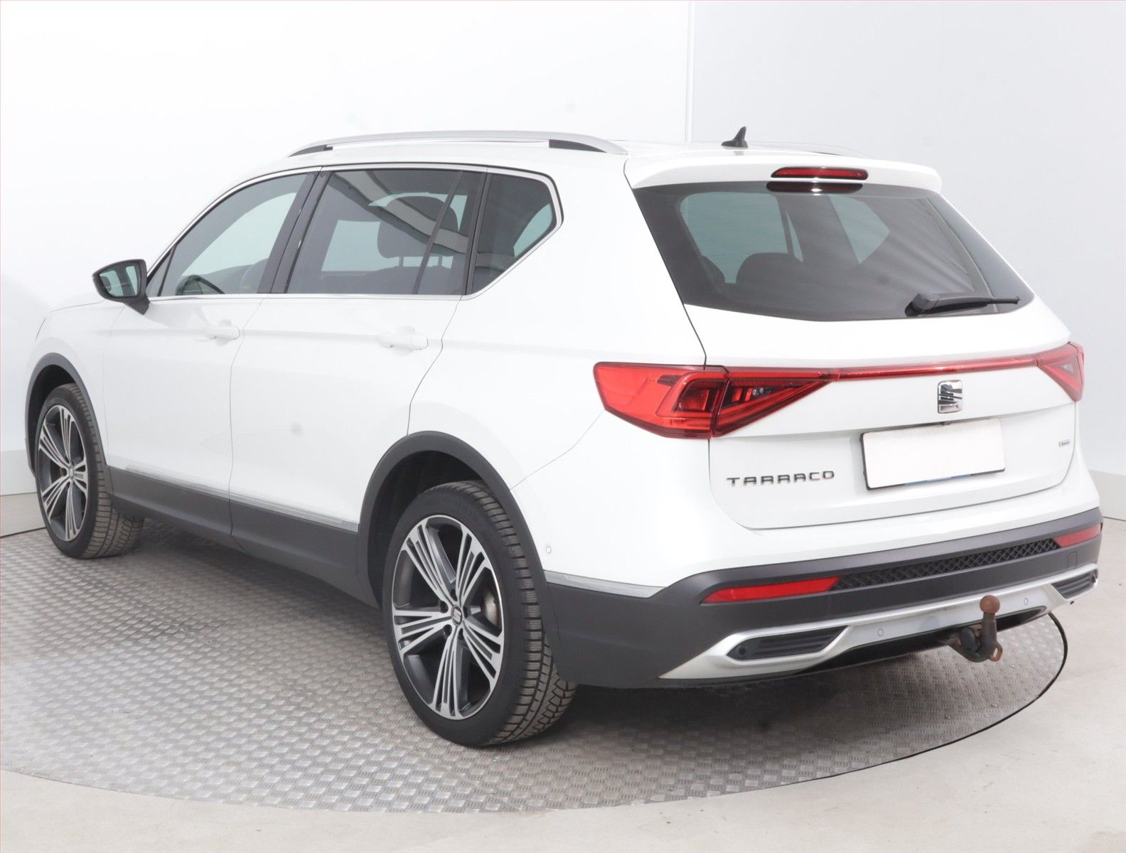 Seat Tarraco, 2.0 TSI 4Drive, Style, 4X4 - fotka 4