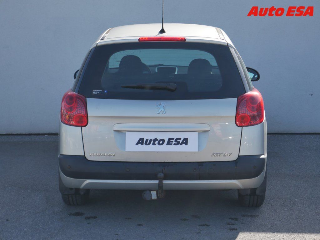 Peugeot 207, 1.4i,ČR - fotka 5