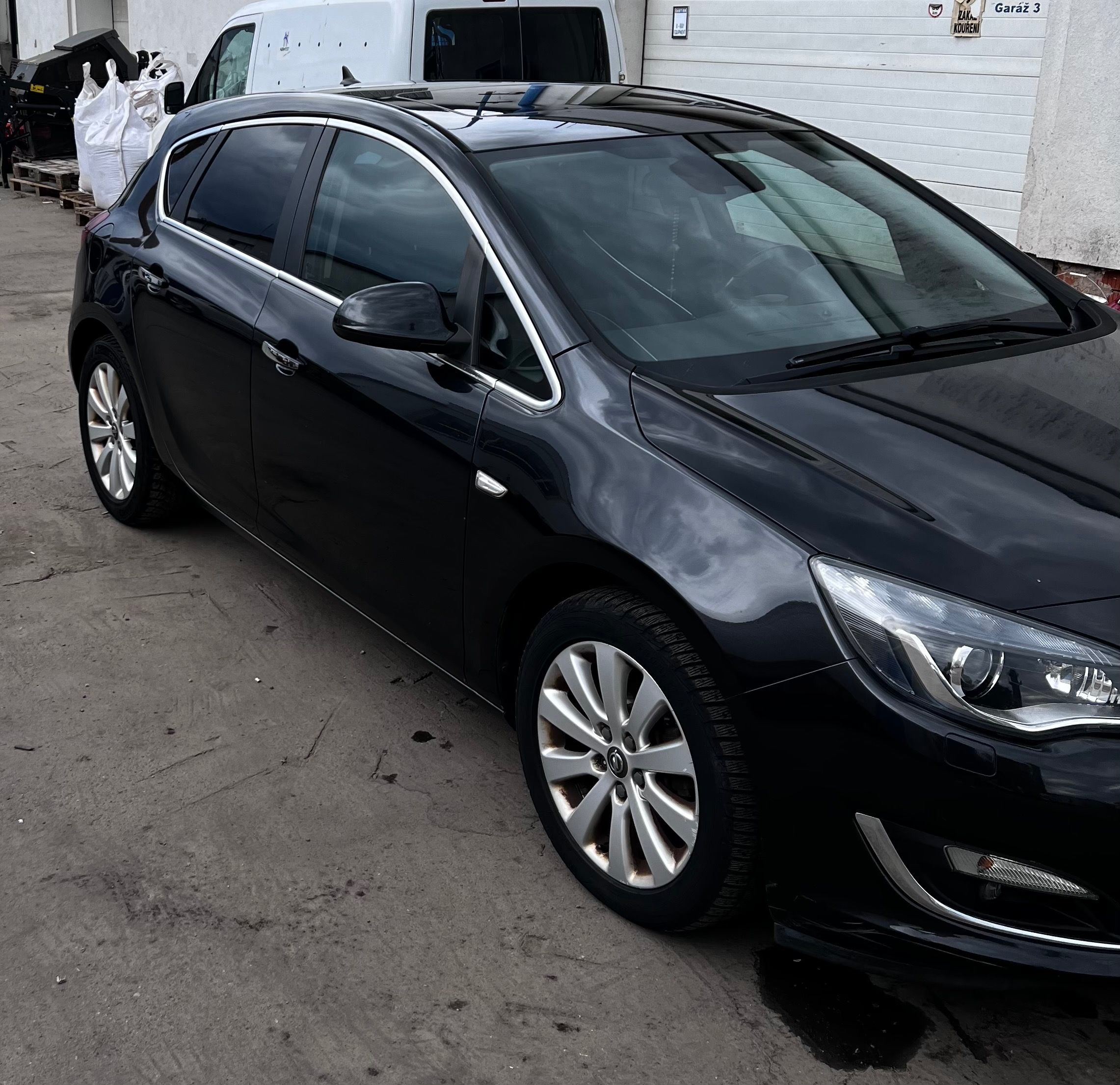 Opel Astra, 2.0 CDTI 121kw automat - fotka 6