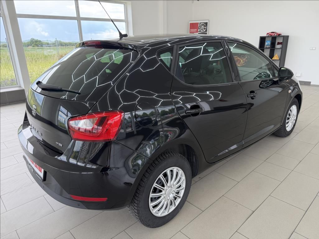 Seat Ibiza, 1,2 TSI,Style,navi,LED - fotka 5