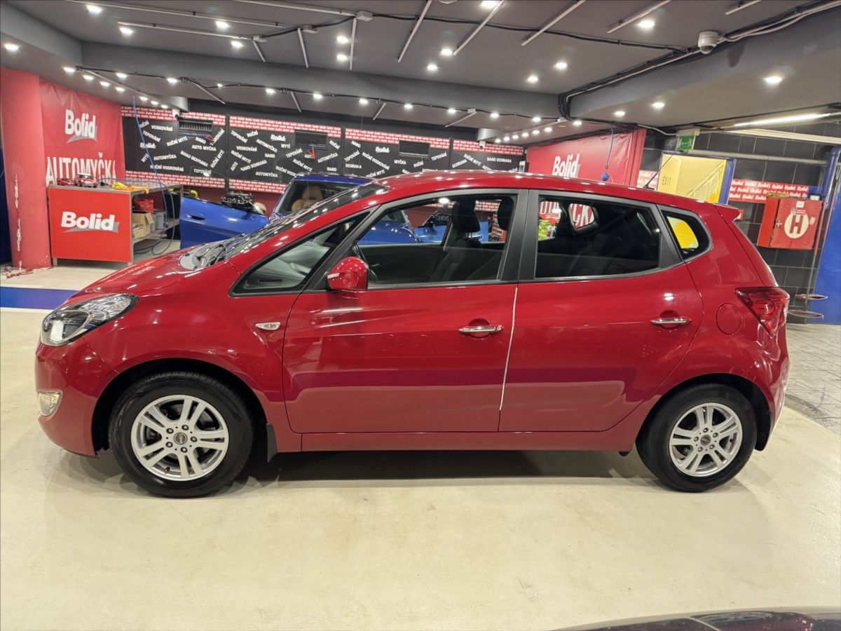 Hyundai ix20, 1,6 CVVT  Comfort - fotka 2