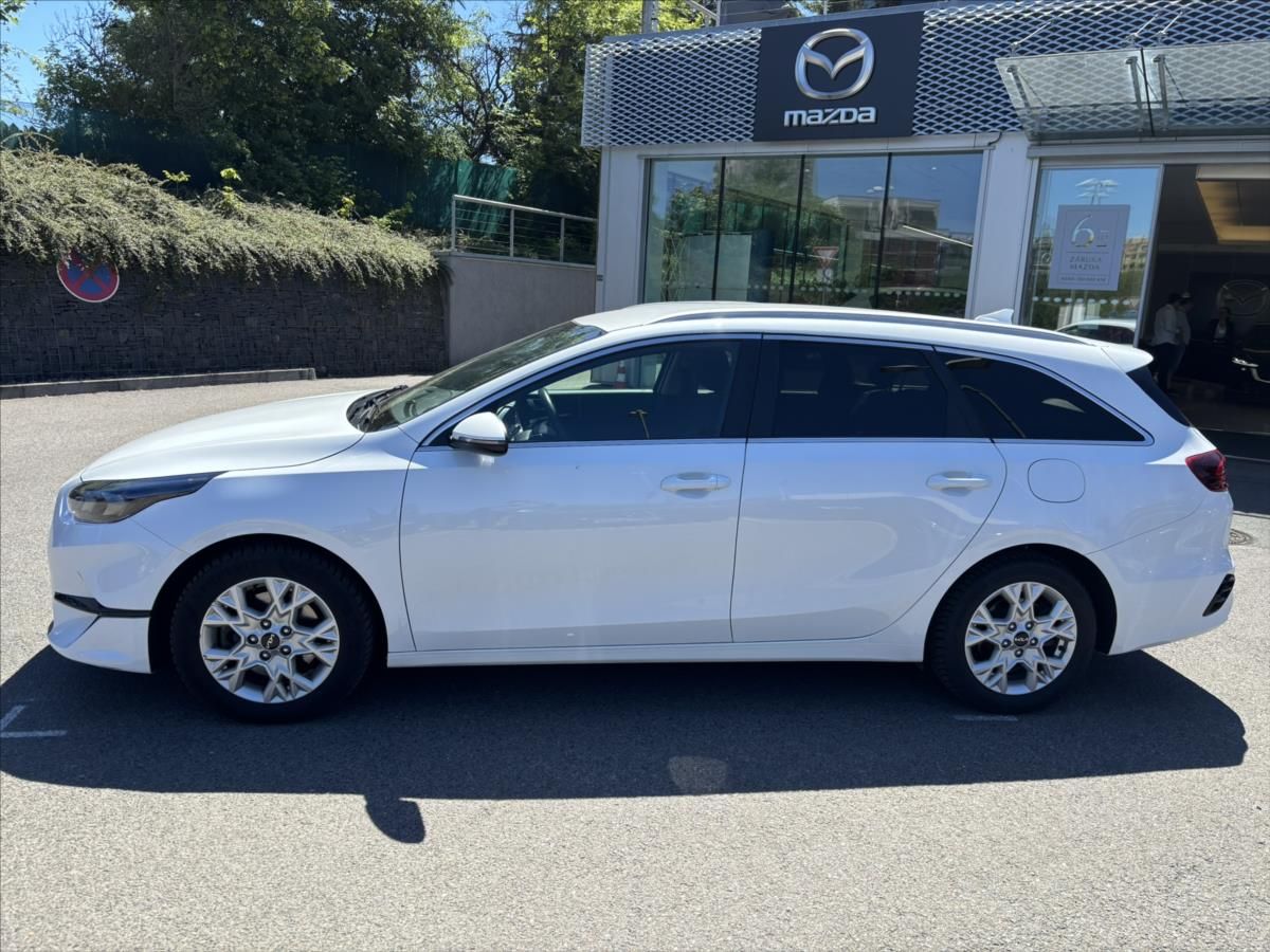 Kia Cee´d, 1,5 TGDi 118kW AT TOP KAMERA - fotka 2