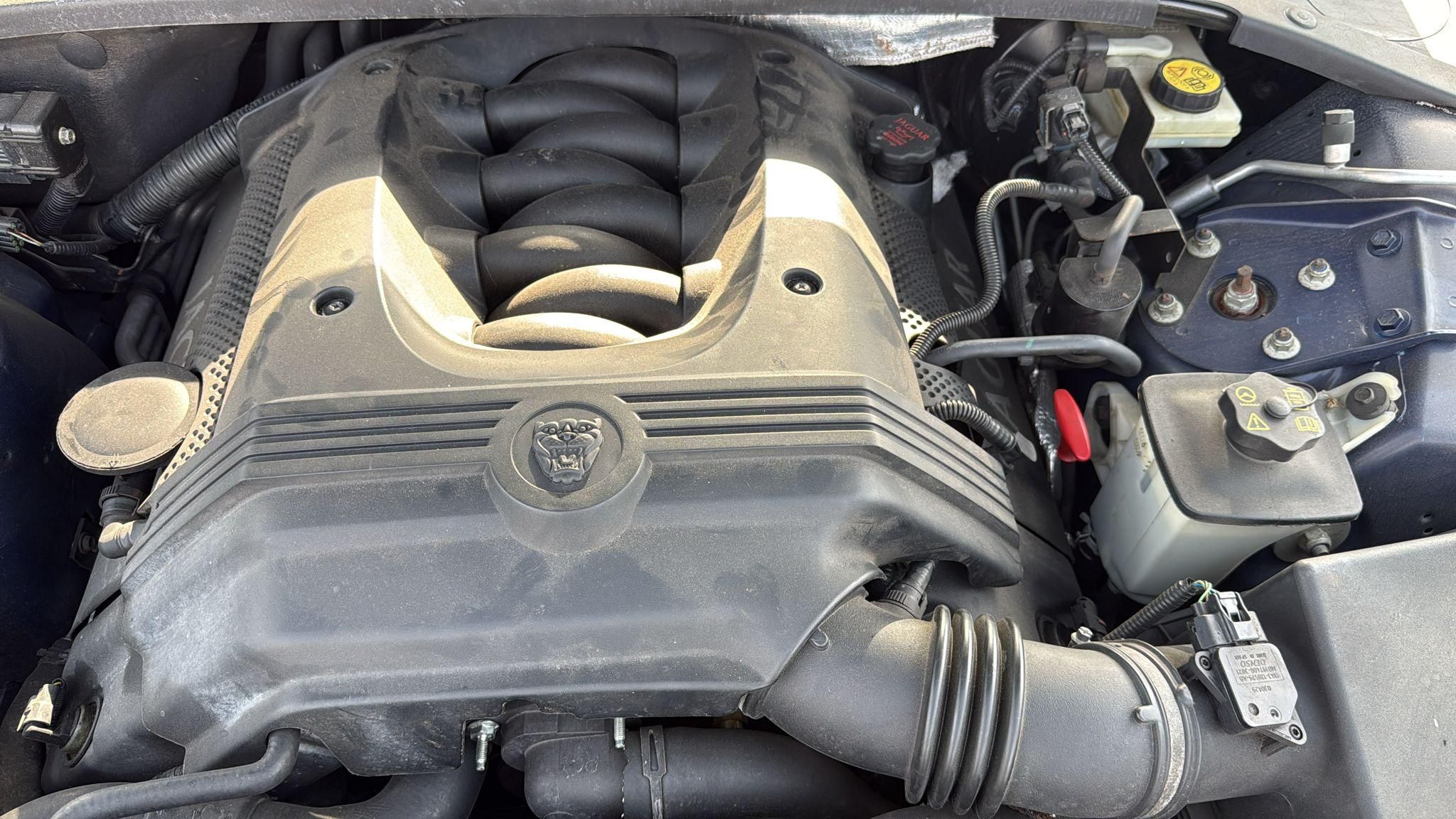 Jaguar S-Type, 4.2L V8 220Top stav! 150tis km - fotka 6