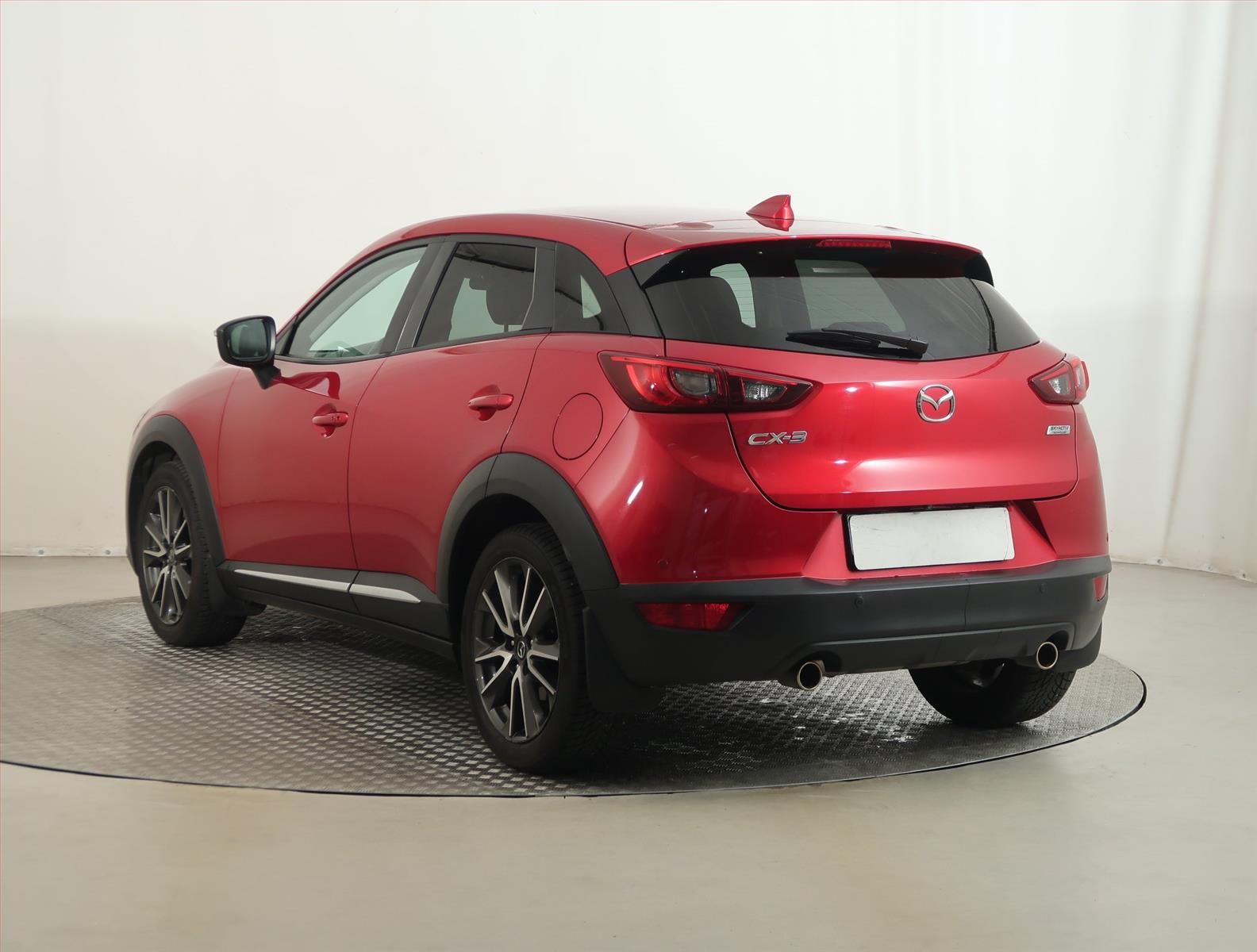 Mazda CX-3, 2.0 Skyactiv-G, Automat, Kůže - fotka 4