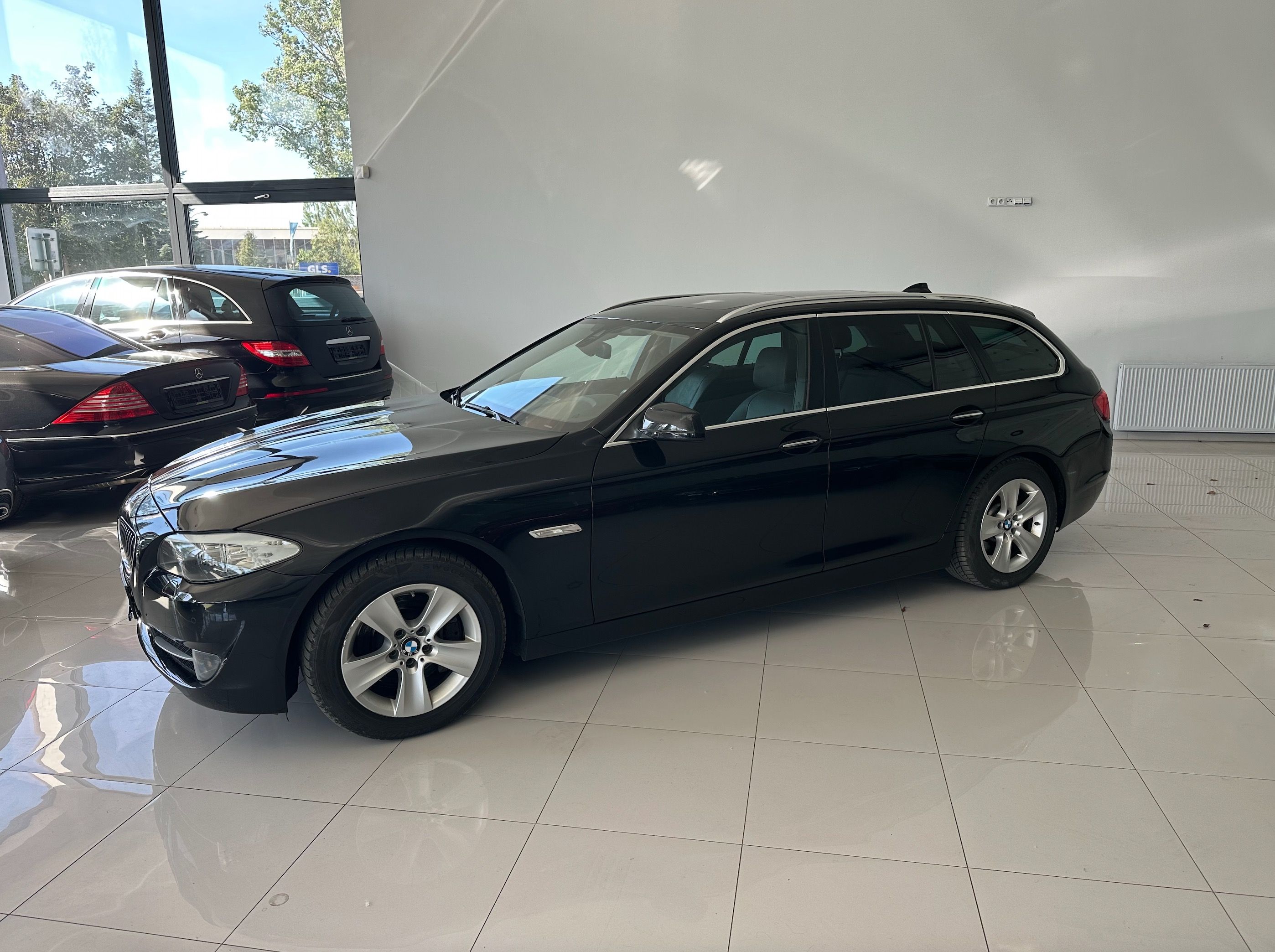 BMW Řada 5, 2.0 DIESEL 525D