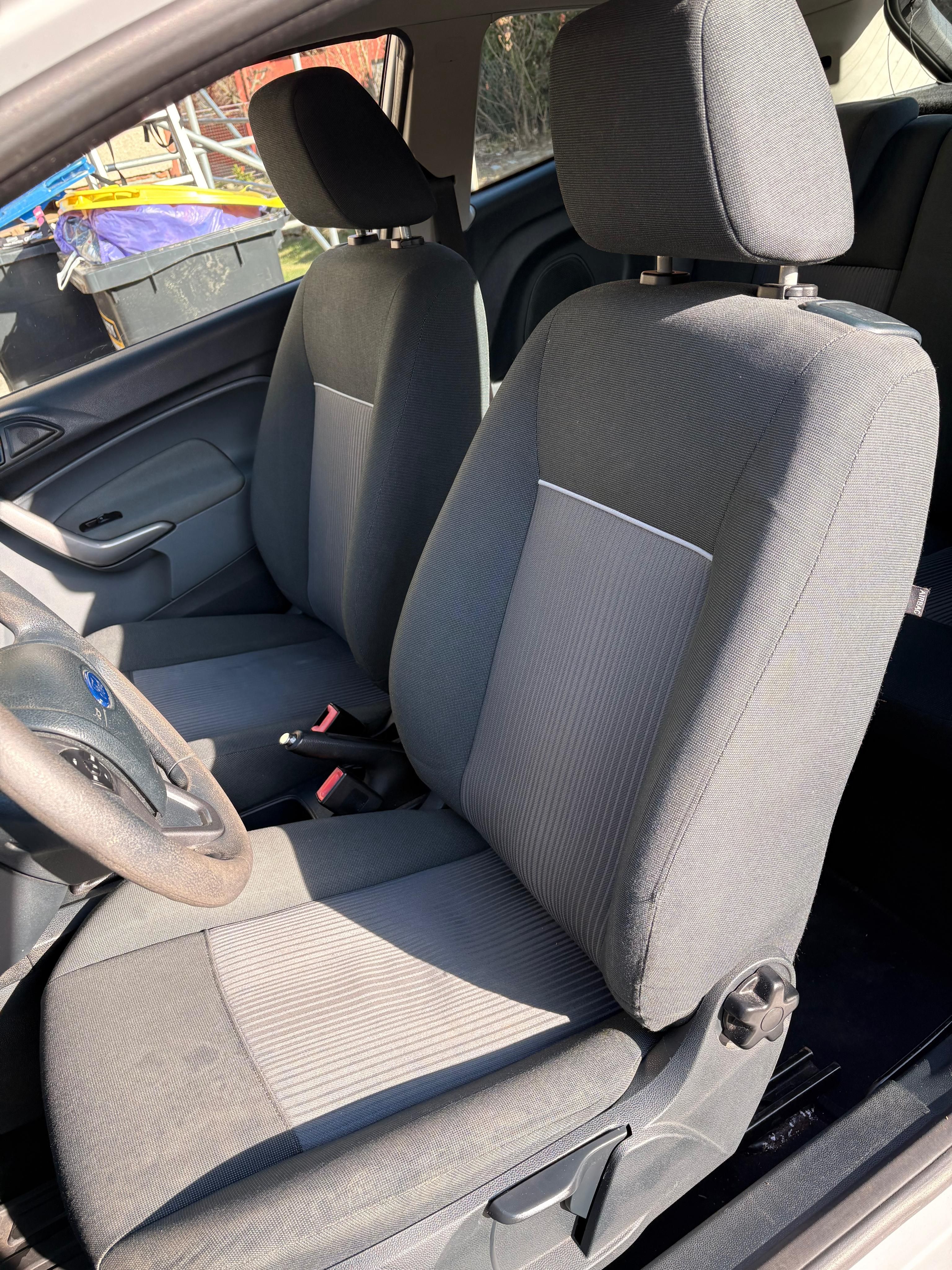 Ford Fiesta, 1.25 44kW - fotka 5