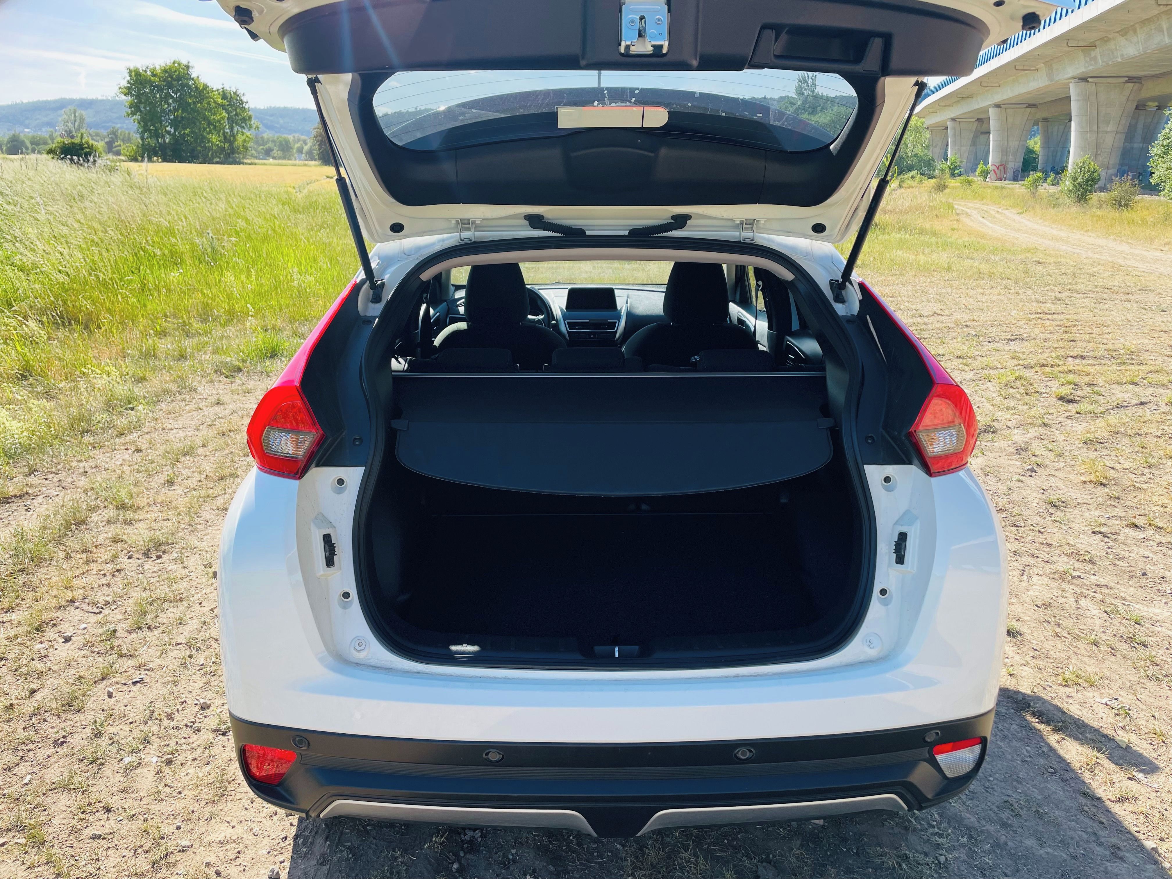Mitsubishi Eclipse Cross, 1.5T 120KW AWD Automat,ČR,DPH - fotka 2