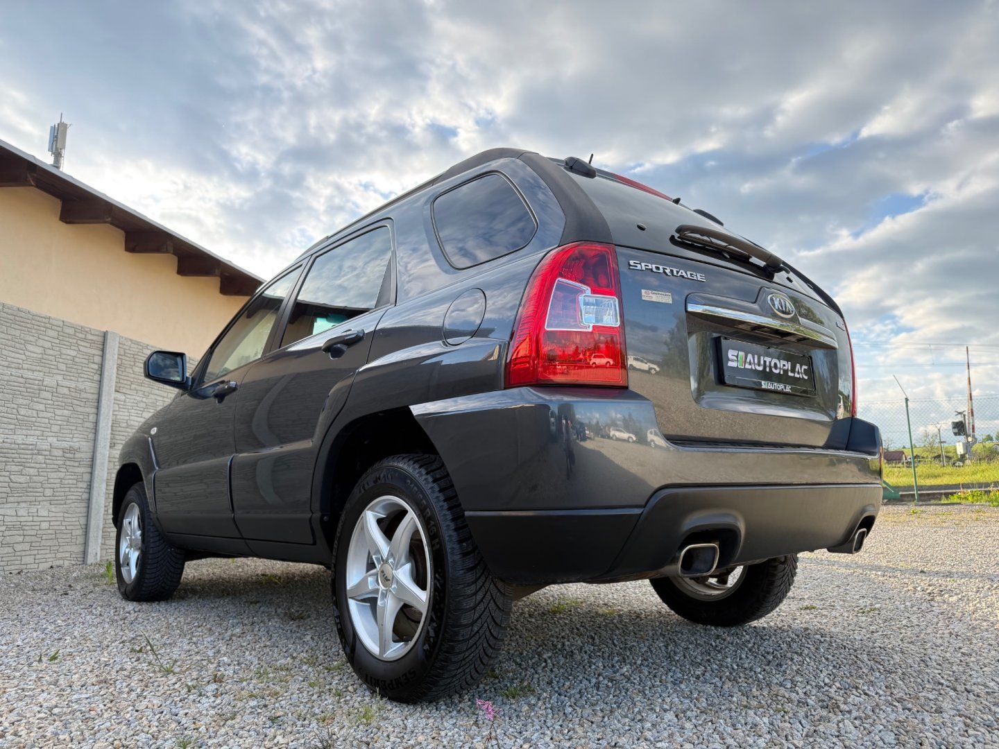 Kia Sportage, 2.0 i 104KW Active Pilot - fotka 5