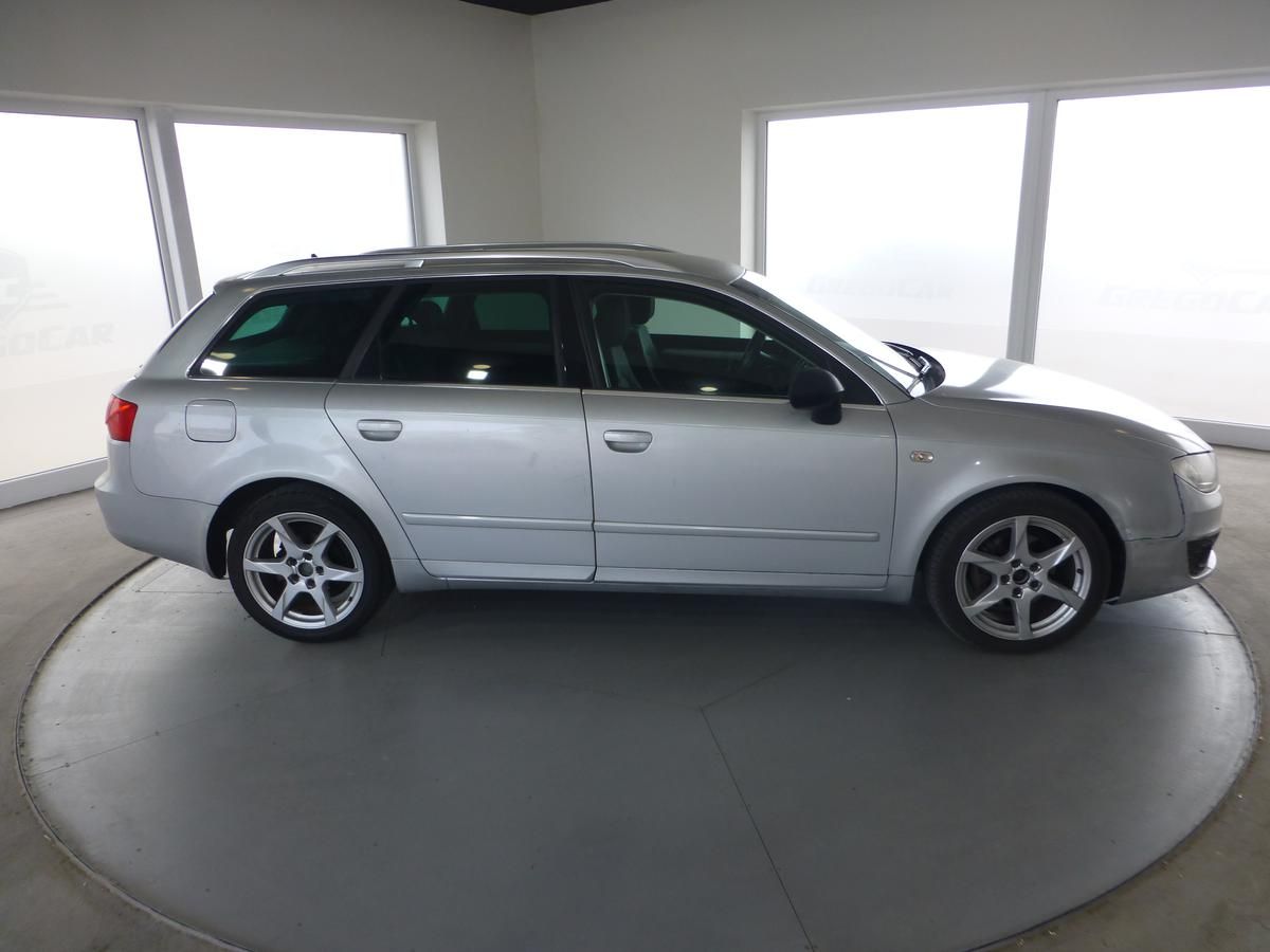 Seat Exeo, 2,0TDI-105KW*ALU*DIGI***PARK.S - fotka 4