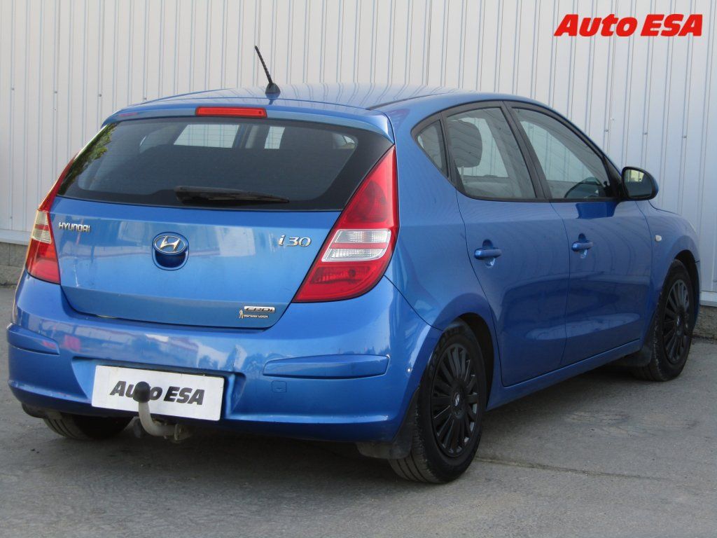Hyundai i30, 1.6 CRDi,1.maj,ČR - fotka 4