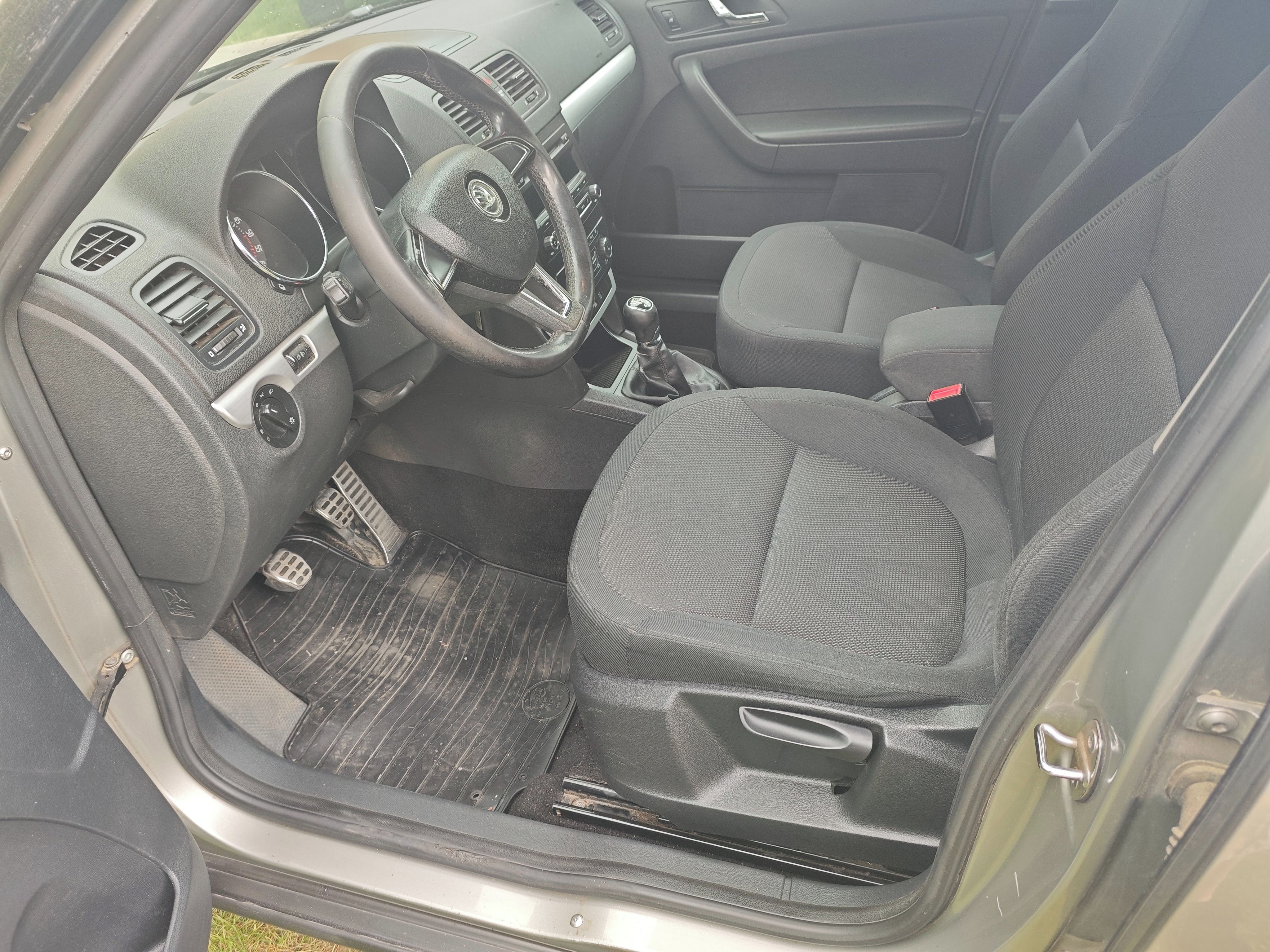 Škoda Yeti, Škoda Yeti 2.0 TDI CR, 103kW - fotka 6