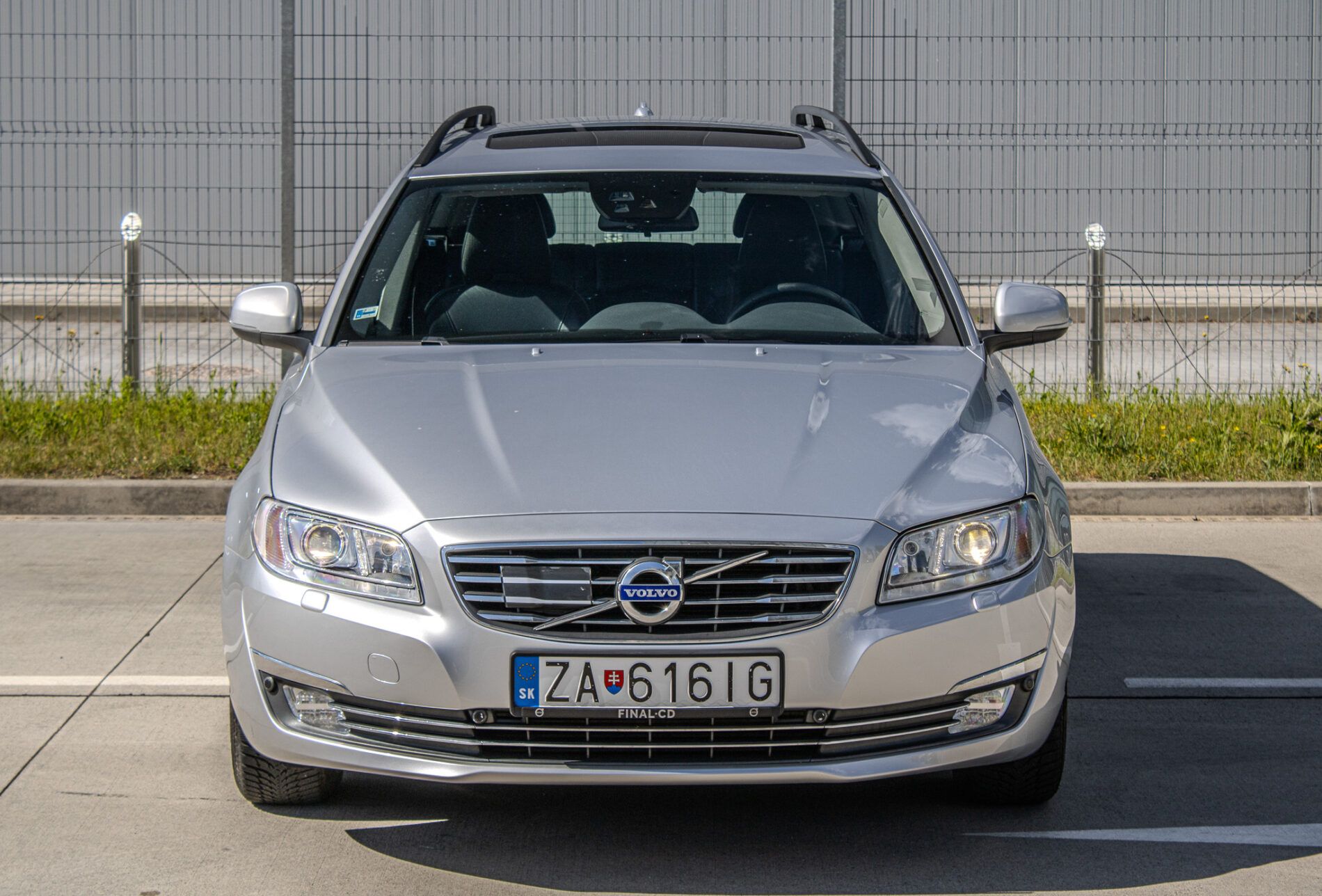Volvo V70 - fotka 2