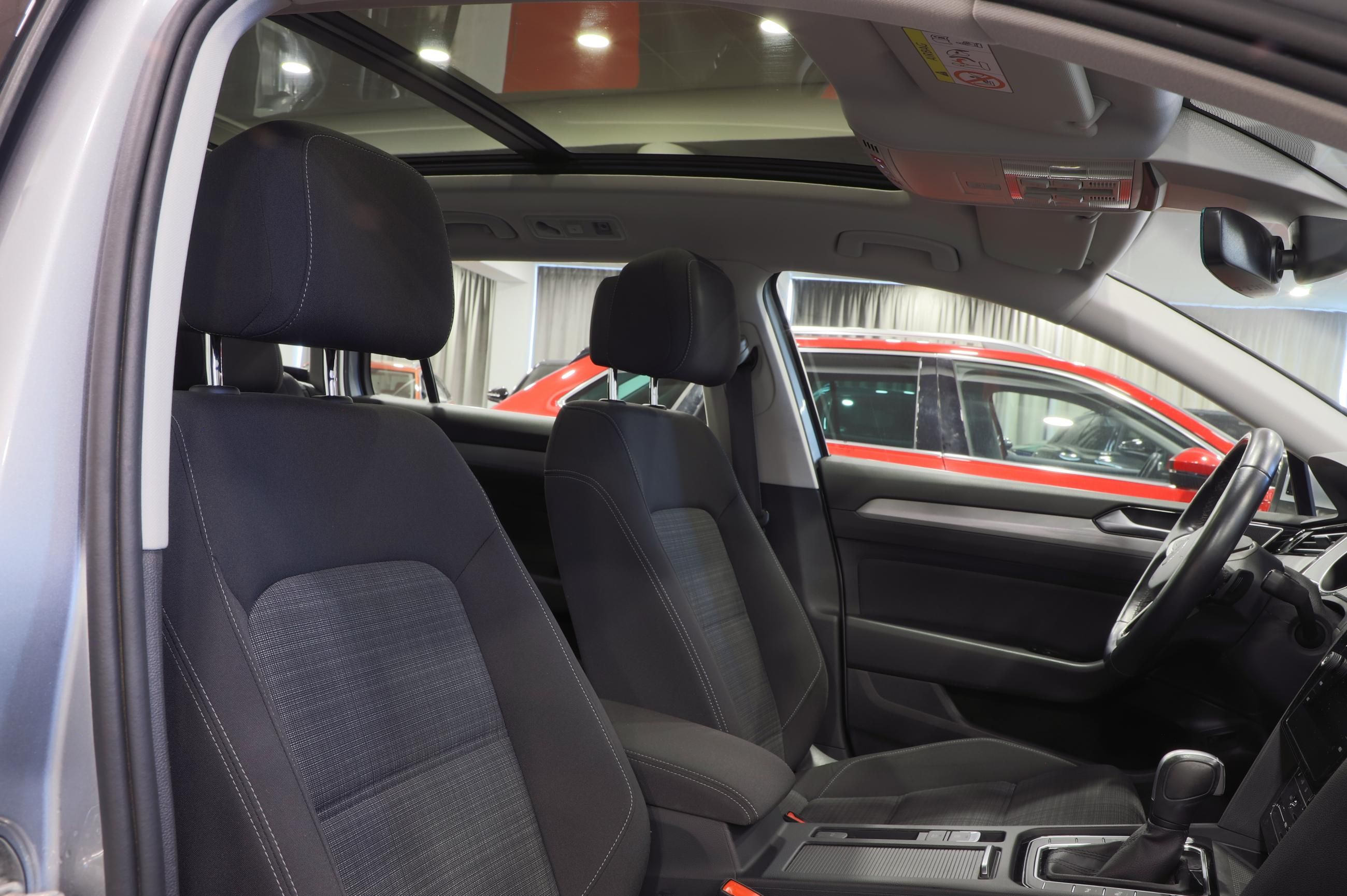 Volkswagen Passat Variant, 2.0 TDI 110kW DSG / ALU 16'' - fotka 5
