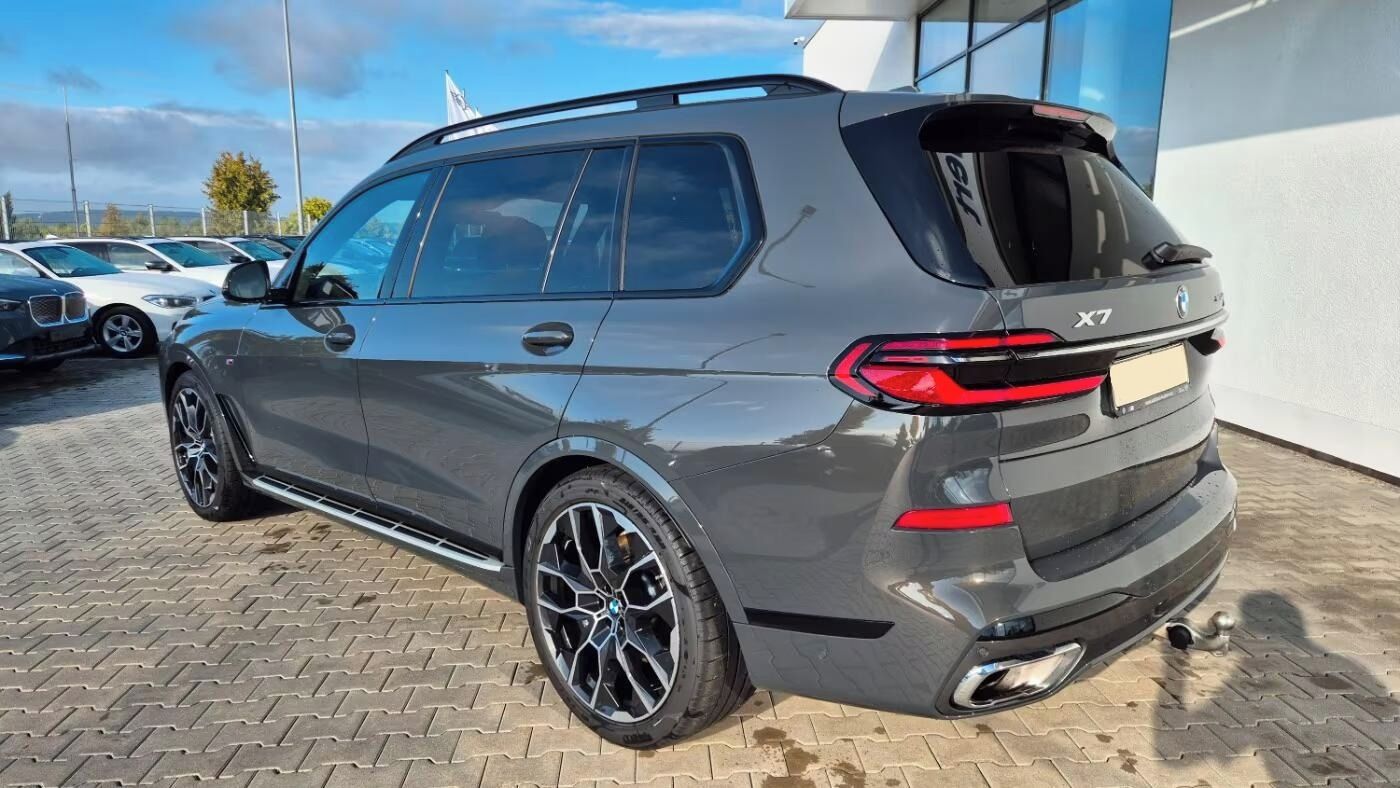 BMW X7, X7 xDrive40d M-Sport/ACC/PanoS - fotka 2