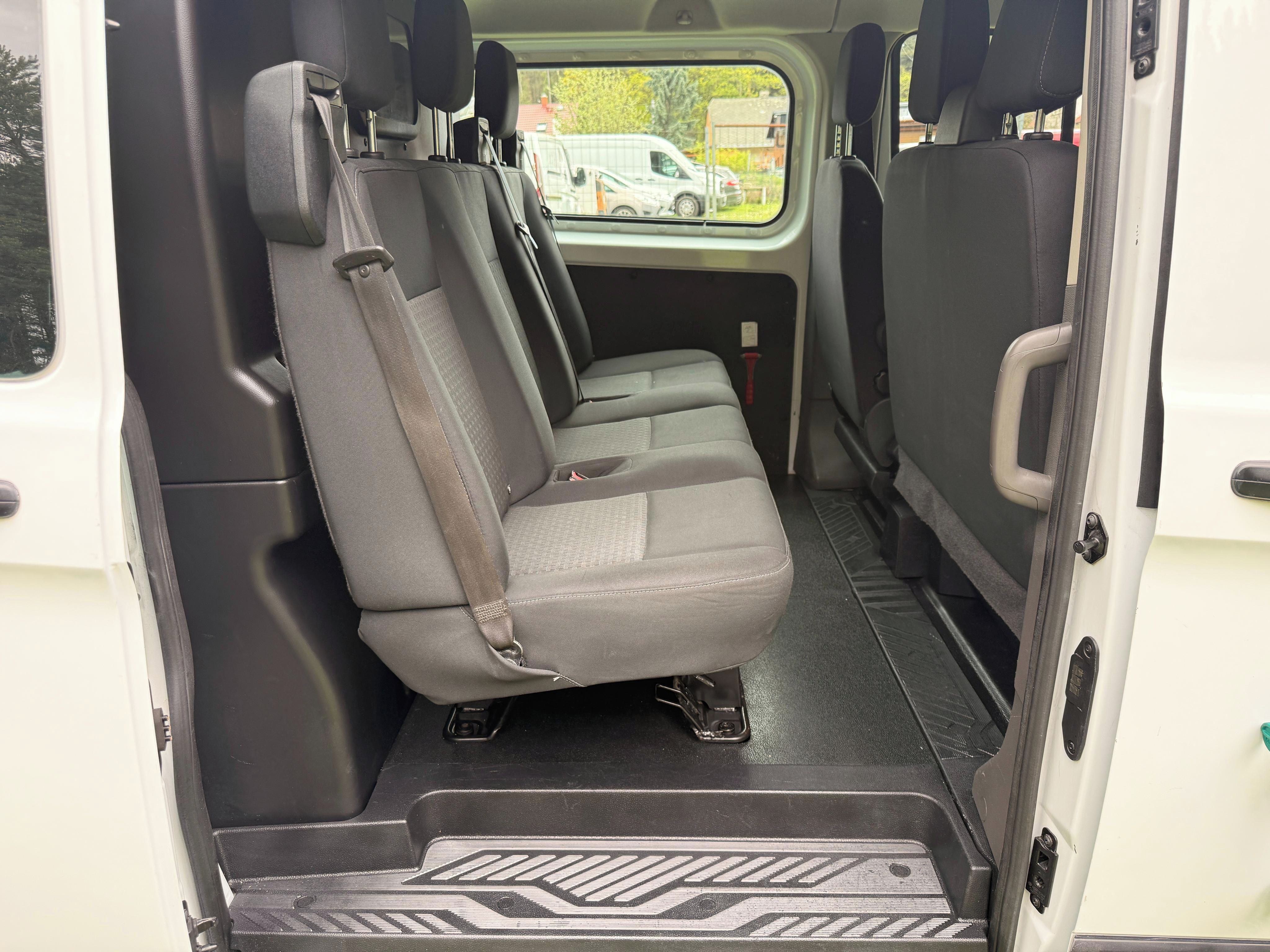Ford Transit Custom, 2,0Ecoblue 6míst L2 tažný - fotka 6