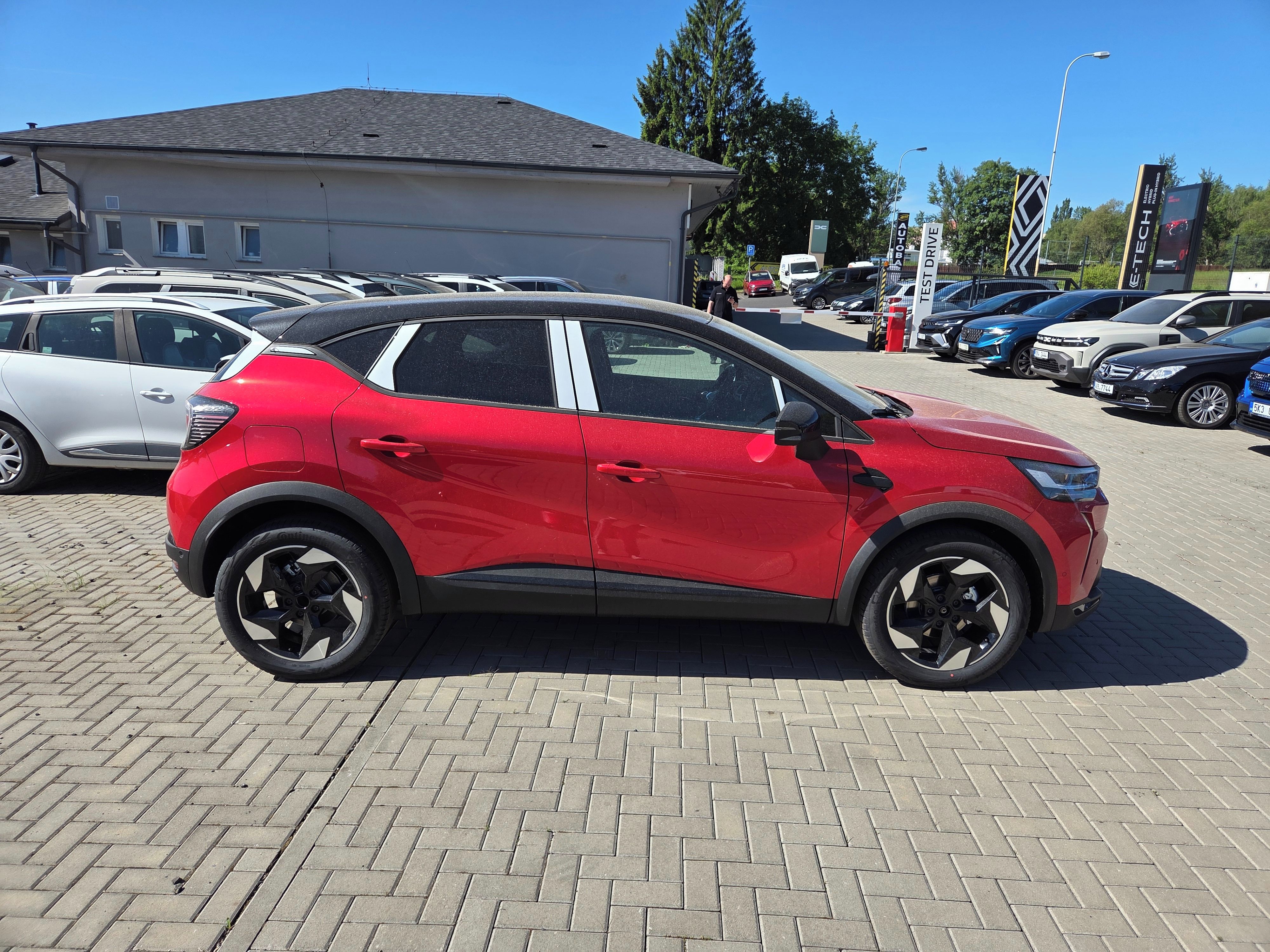 Renault Captur, techno TCe 115 - fotka 3