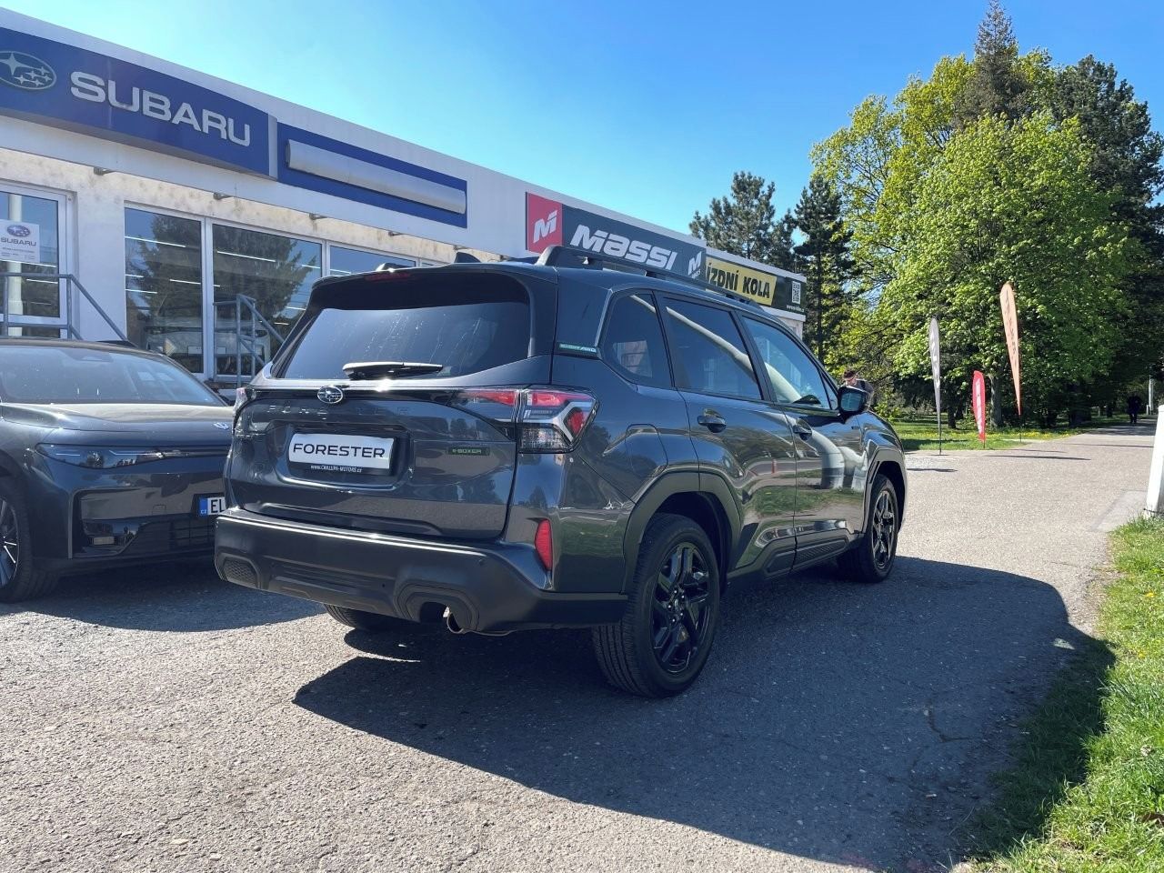 Subaru Forester, 2.0i e-BOXER ES FIELD AWD - fotka 4