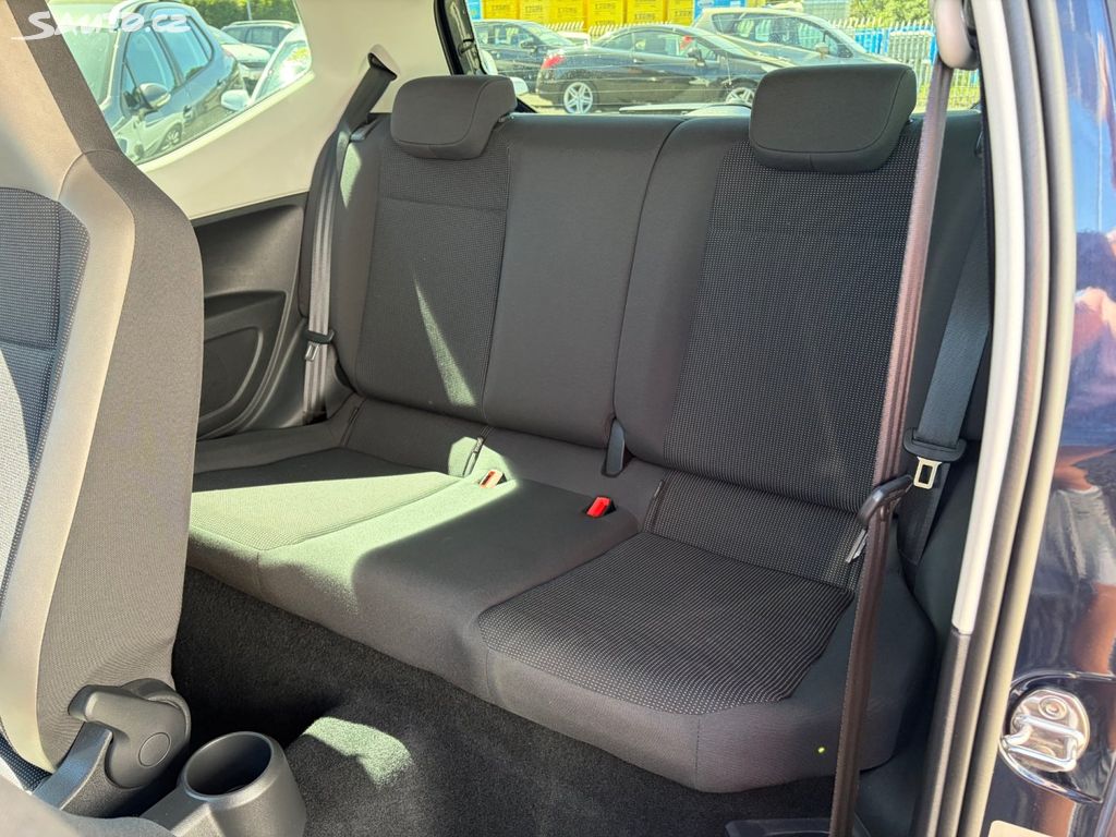 Volkswagen Up!, 1,0 AUTOMAT. AC, ZACHOVALÉ