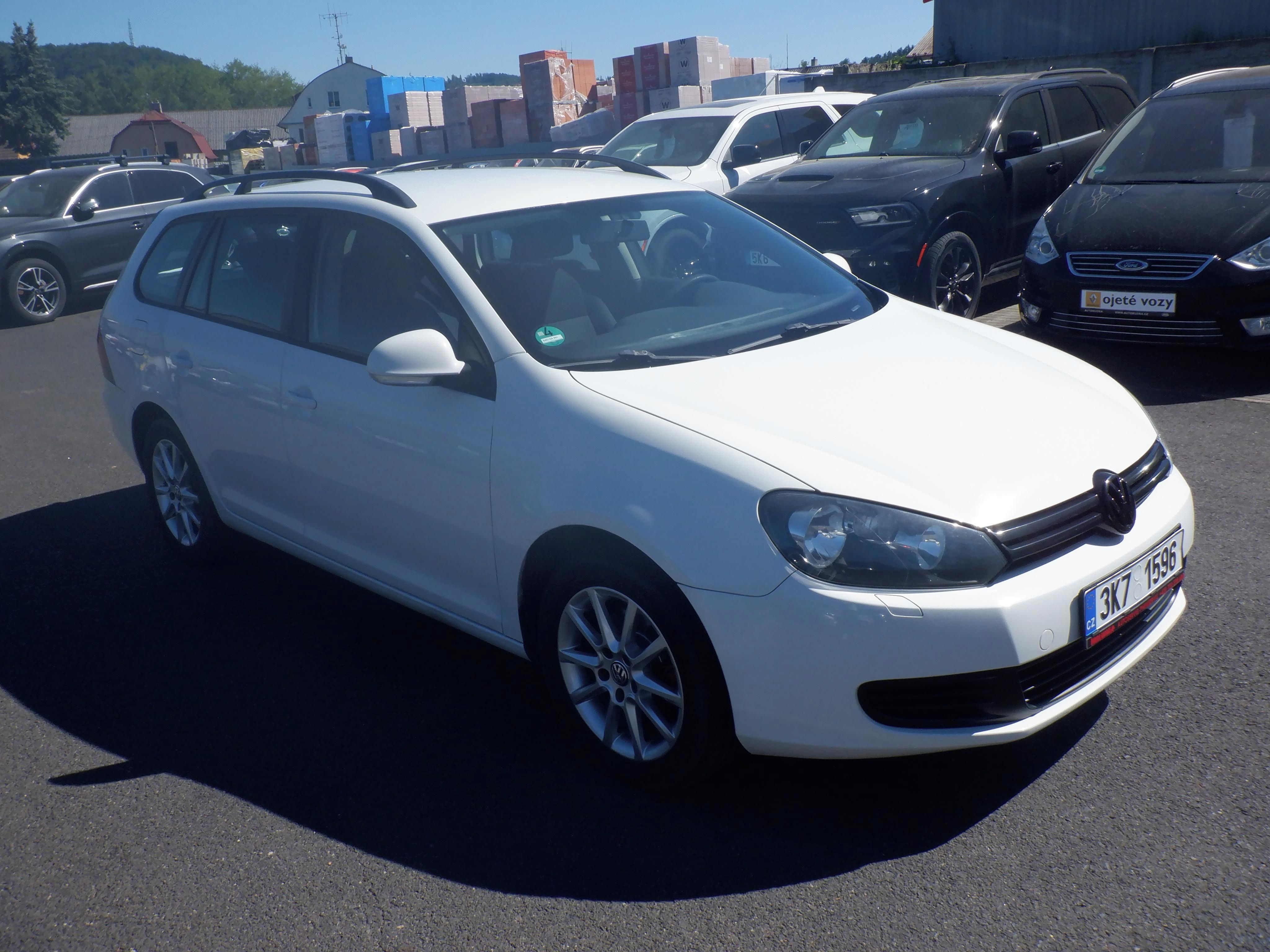 Volkswagen Golf, 1.6 TDI 77kW Trend - fotka 3