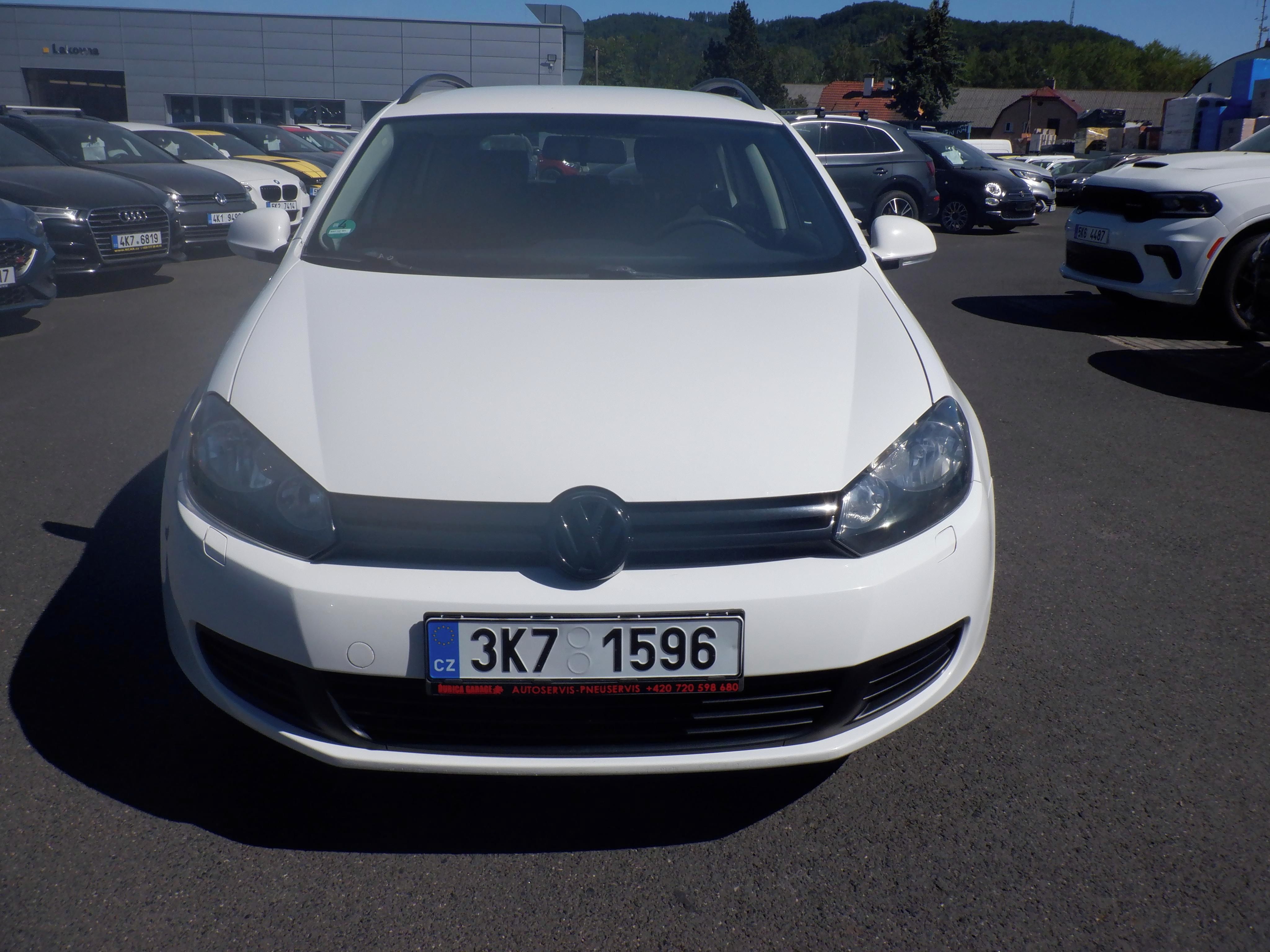 Volkswagen Golf, 1.6 TDI 77kW Trend - fotka 2