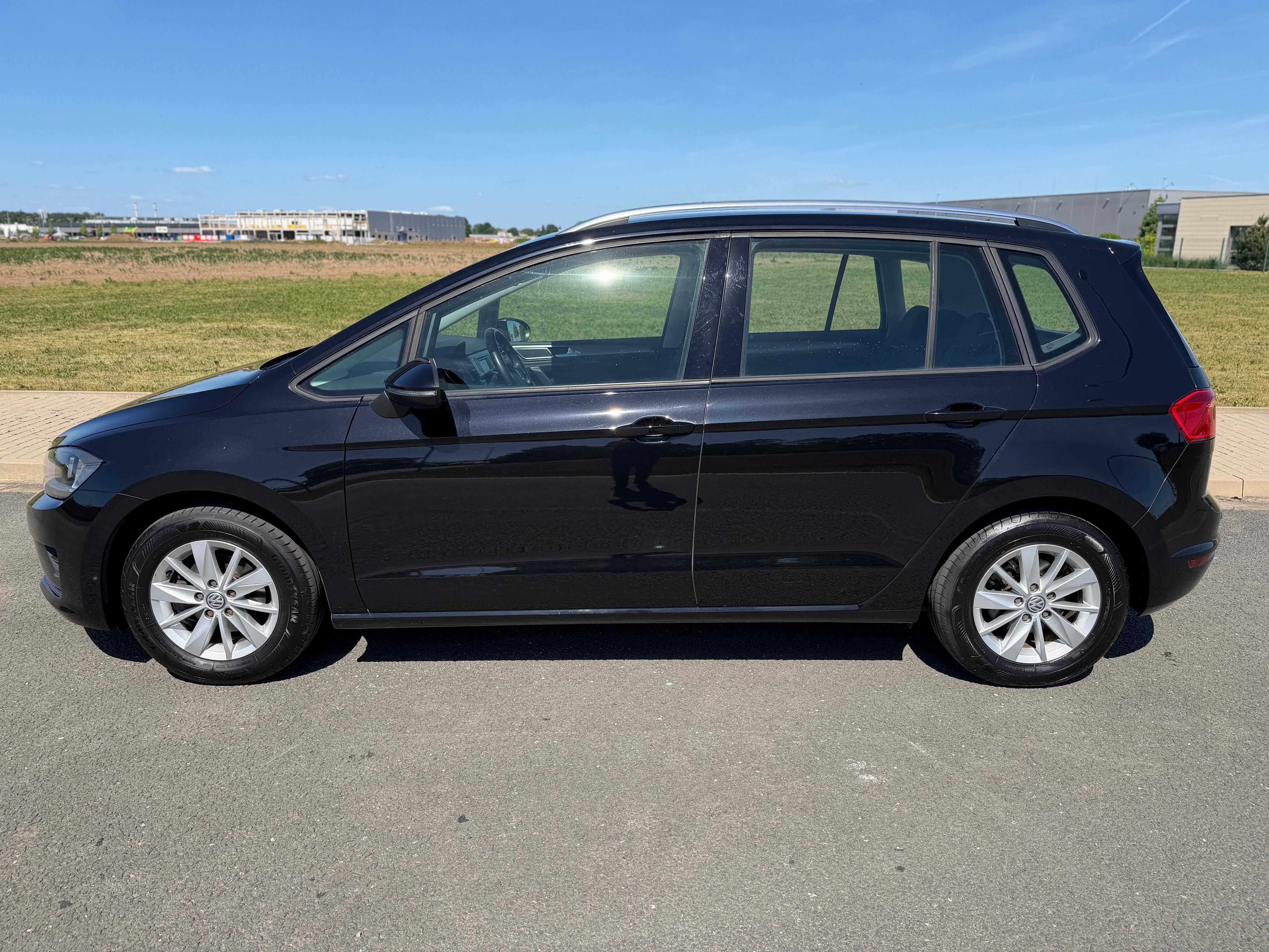Volkswagen Golf Sportsvan, 1.2 TSI KLIMA SERVISKA 2X KOLA - fotka 2