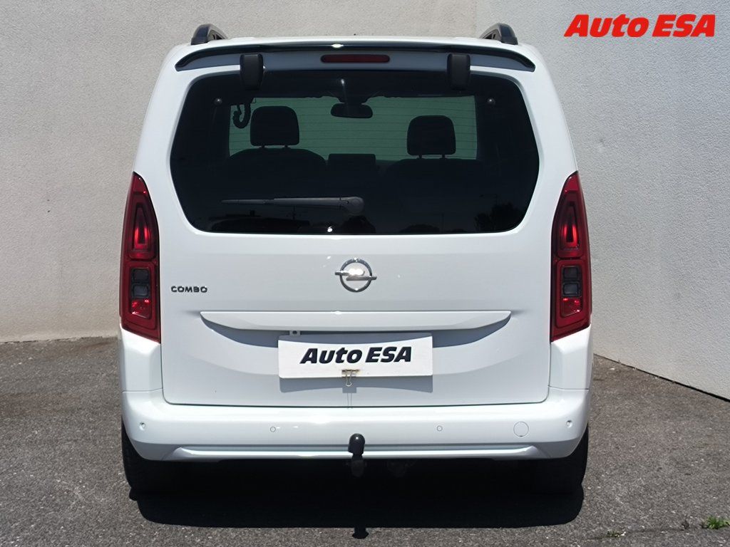 Opel Combo, 1.5CDTi,1.maj,ČR,Elegance - fotka 5