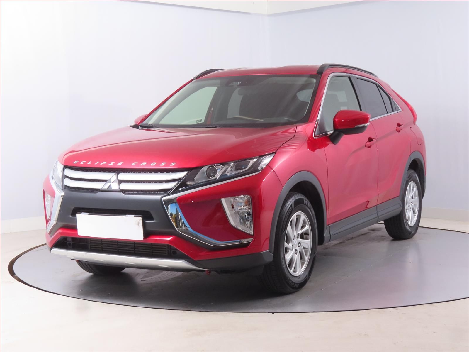 Mitsubishi Eclipse Cross, 1.5 T-MIVEC, Invite, ČR,1.maj - fotka 2
