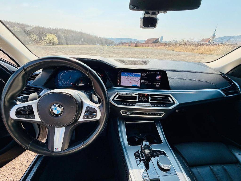 BMW X5, xDrive 40i, X-Line - fotka 4