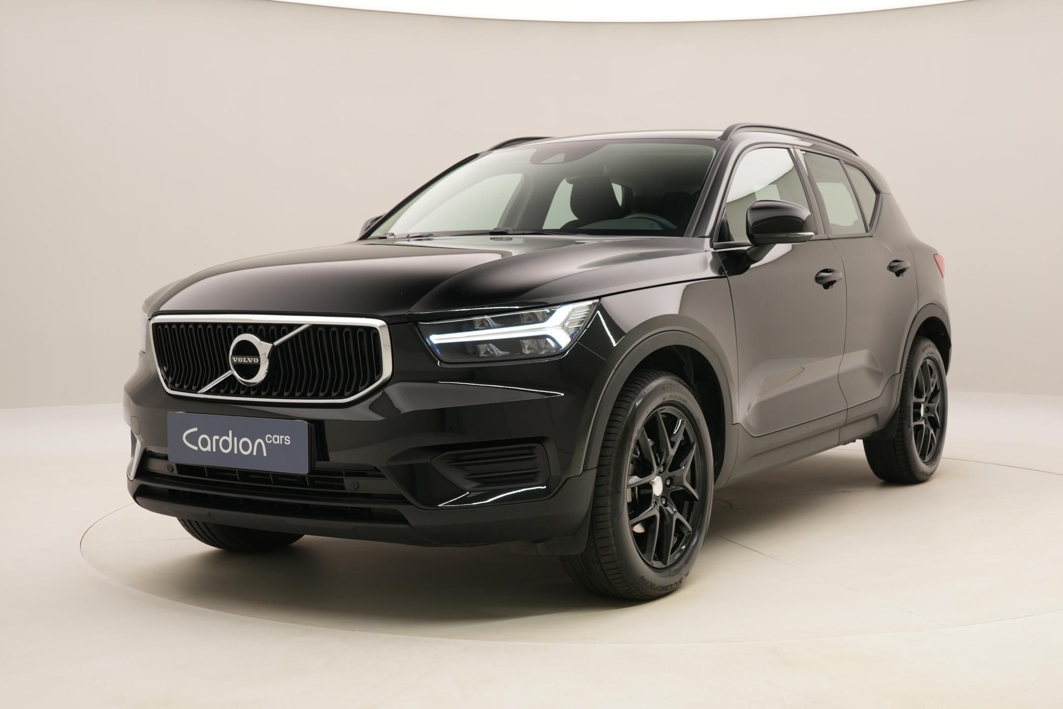 Volvo XC40, T2 KINETIC AUT CZ