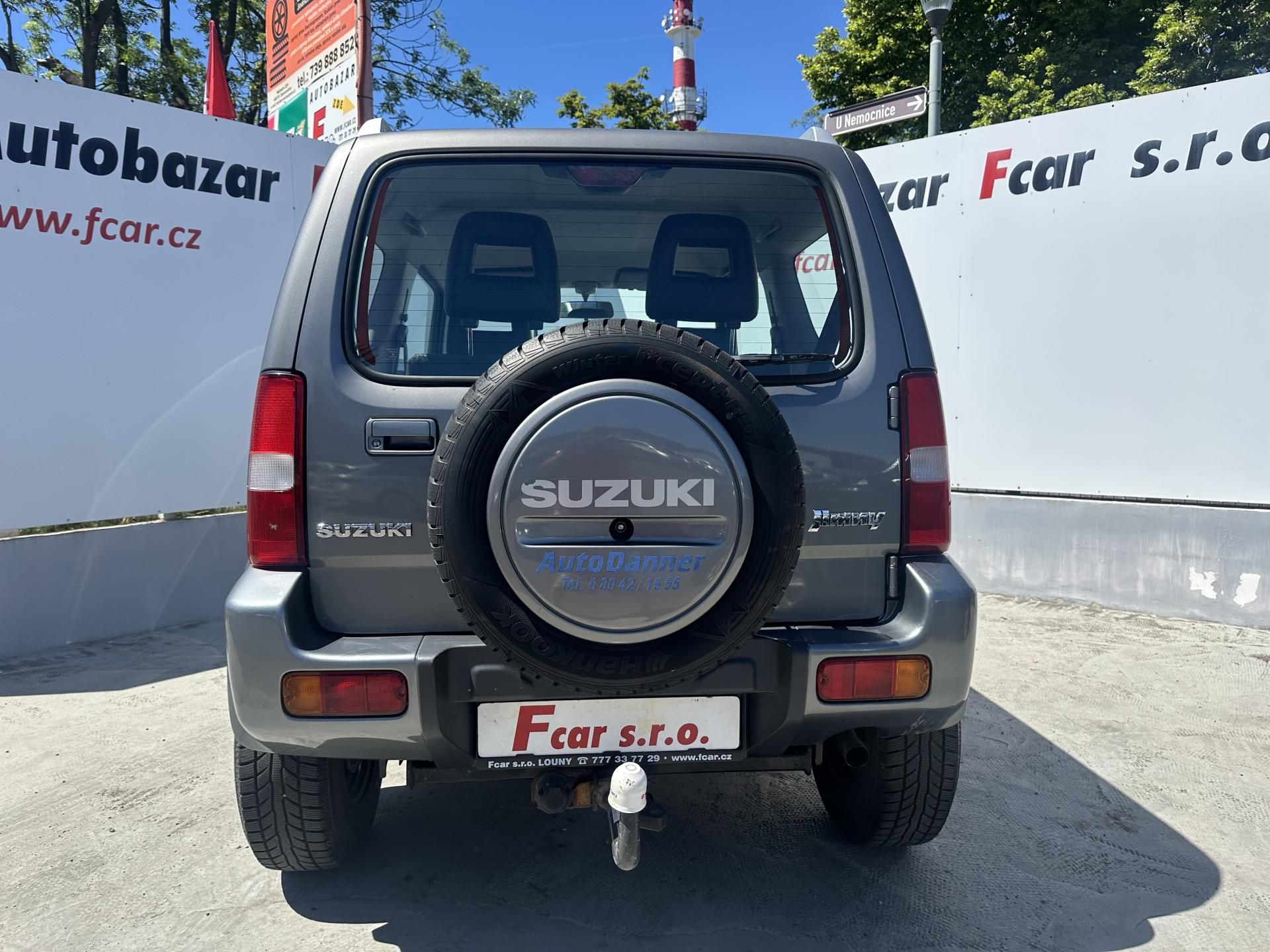 Suzuki Jimny, 1.3i 63KW KLIMA 4X4 TAŽNÉ - fotka 5