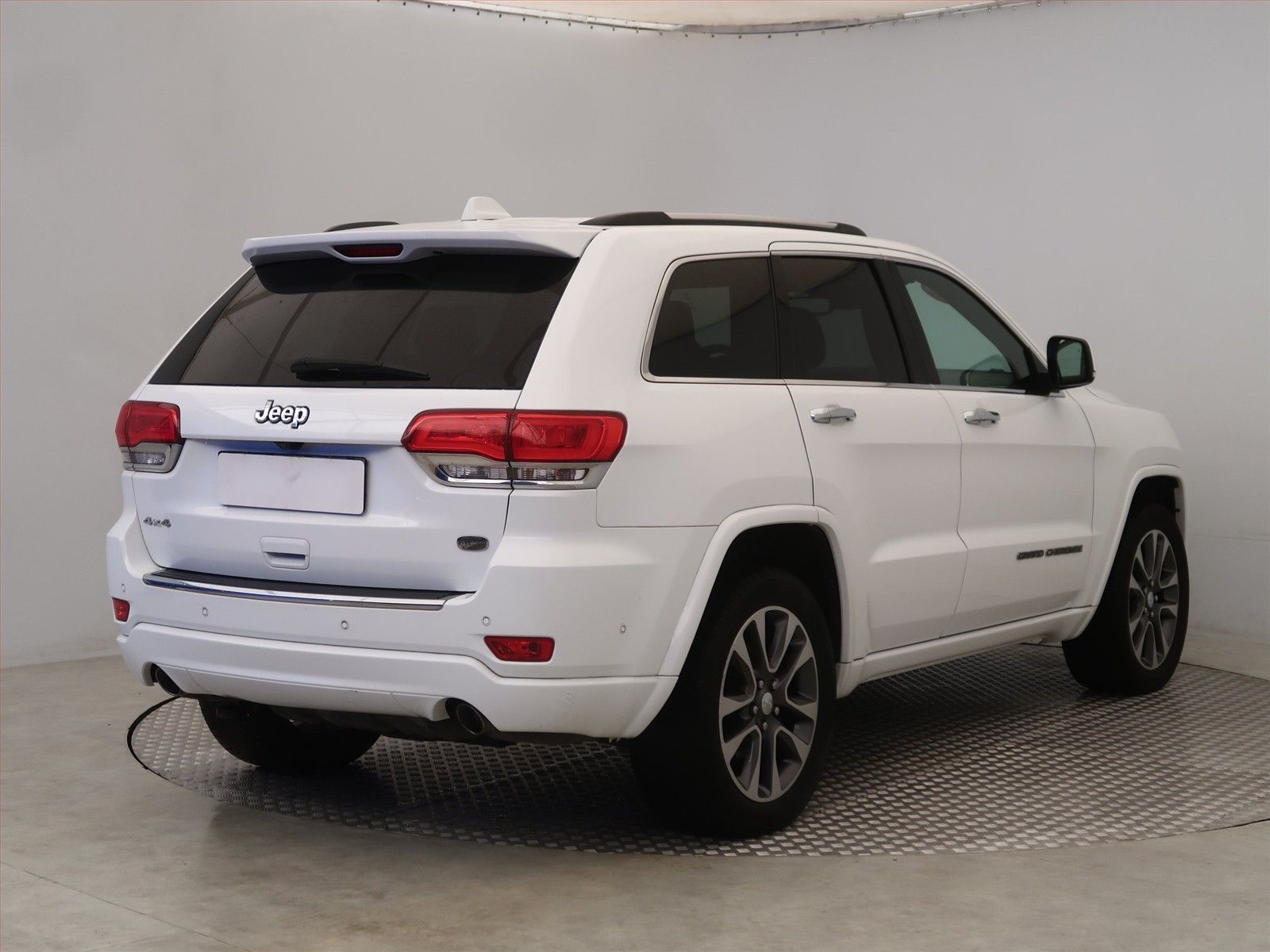 Jeep Grand Cherokee, 3.0 CRD, Overland, 4X4 - fotka 5