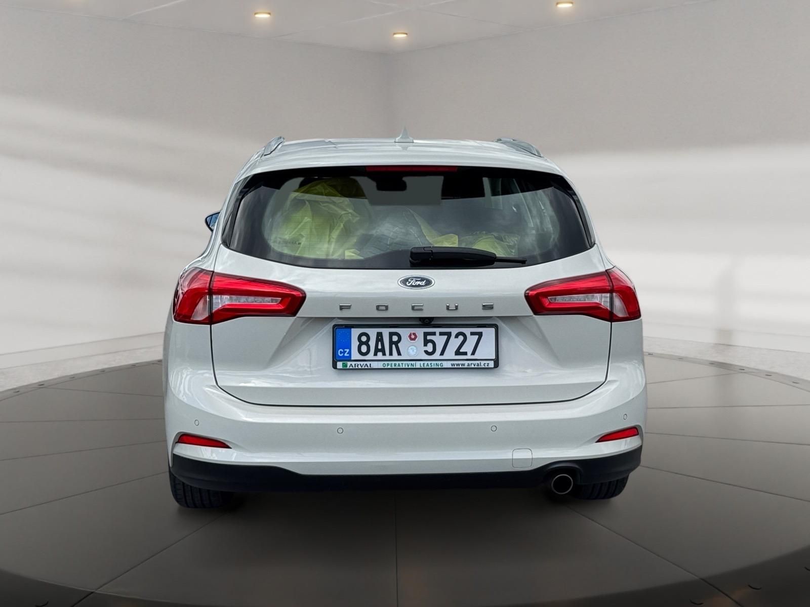 Ford Focus, TITANIUM 1.5EBL 88kW CZ DPH - fotka 5