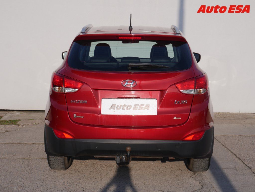 Hyundai ix35, 2.0CVVT,AC,TZ - fotka 5