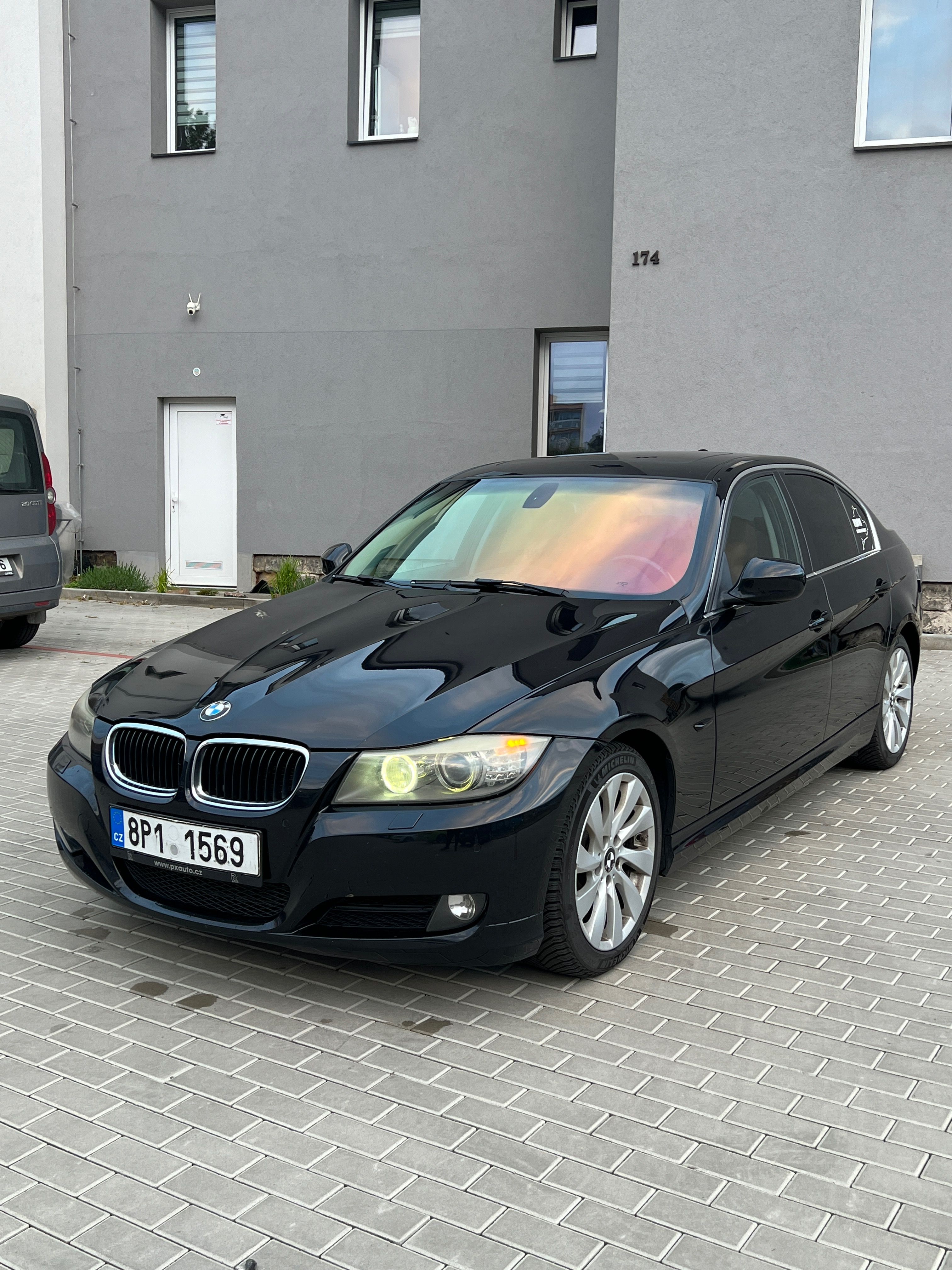 BMW Řada 3, BMW E90 330d - fotka 4