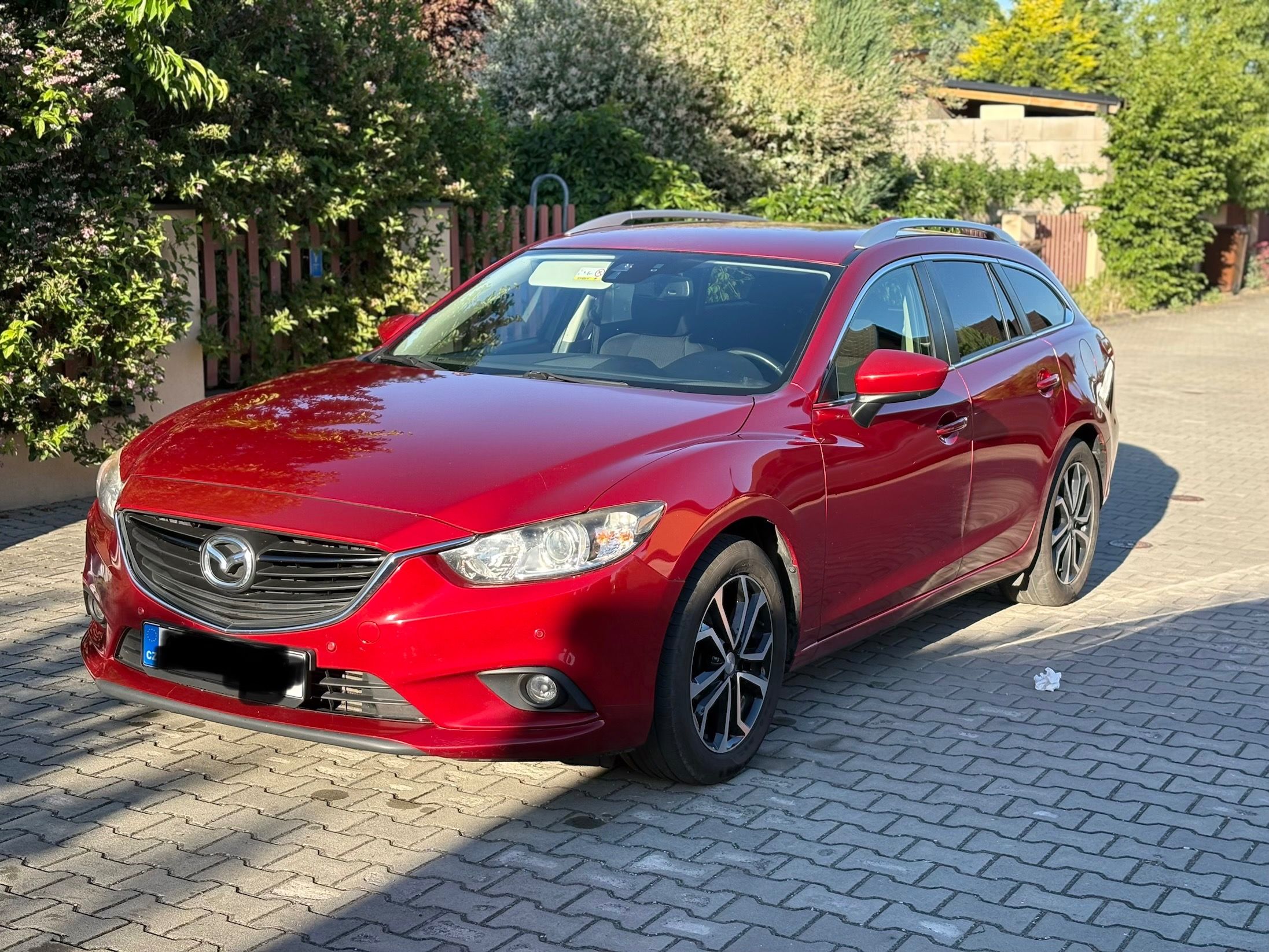 Mazda 6, 2.2 Skyactive 110kW TOP stav - fotka 2