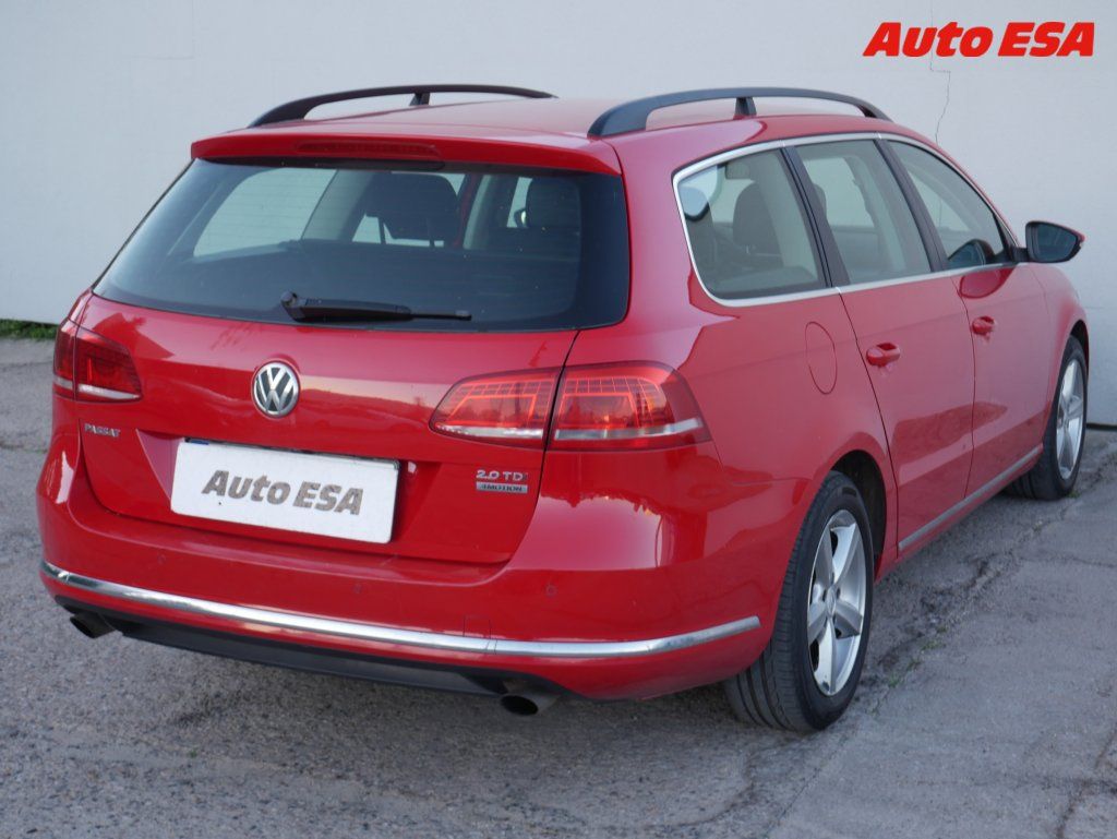 Volkswagen Passat, 2.0 TDI,ČR - fotka 6