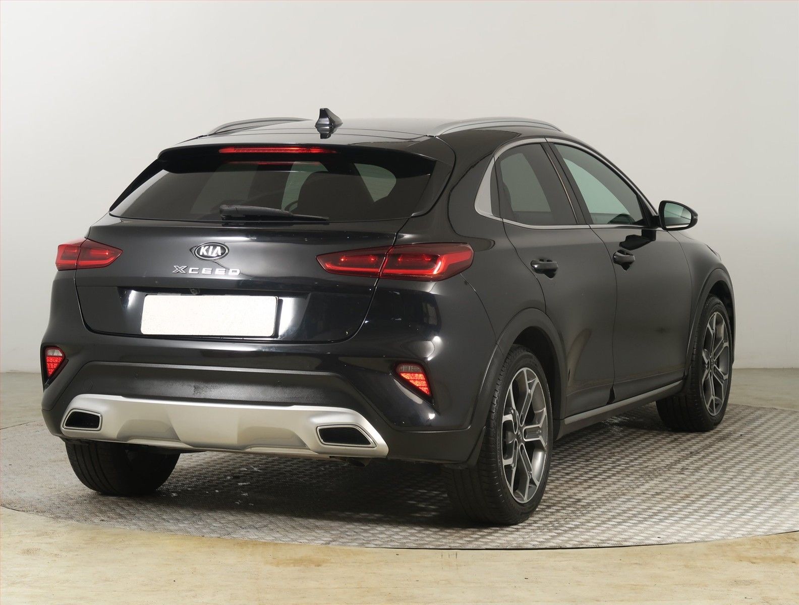Kia XCee´d, 1.4 T-GDI, TOP, Záruka - fotka 5