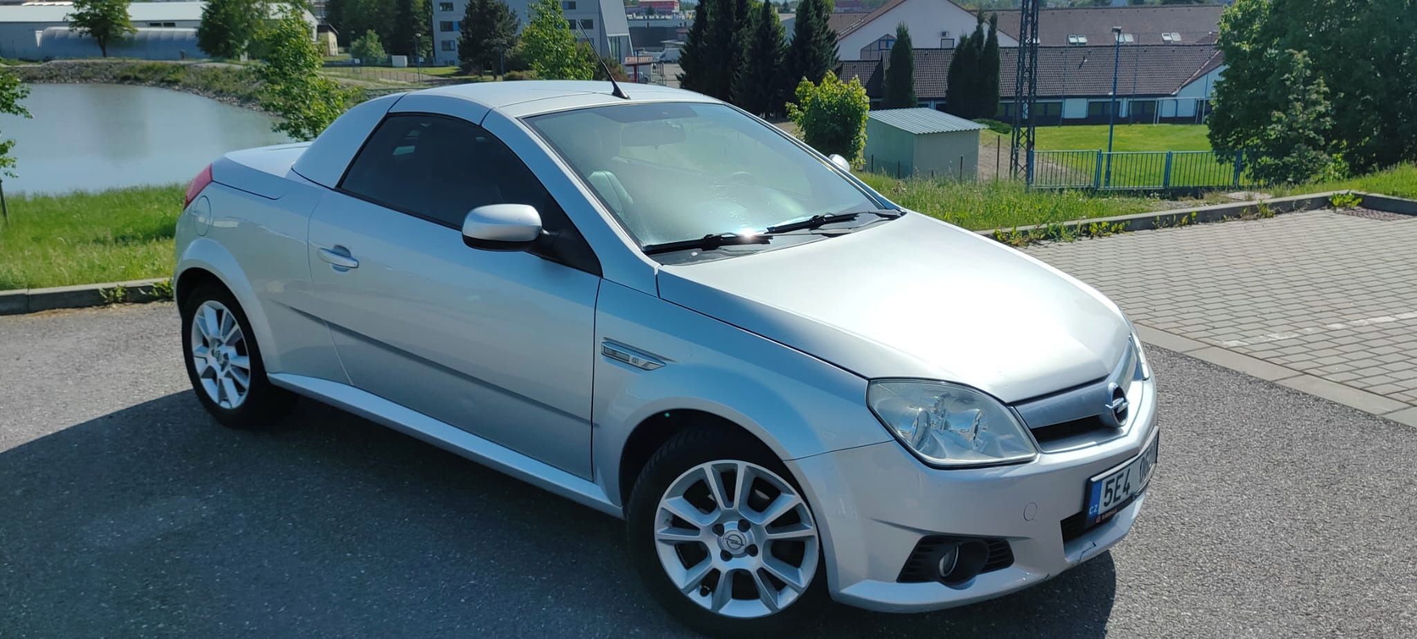 Opel Tigra, TIGRA 1.4 16V (AC) - fotka 4