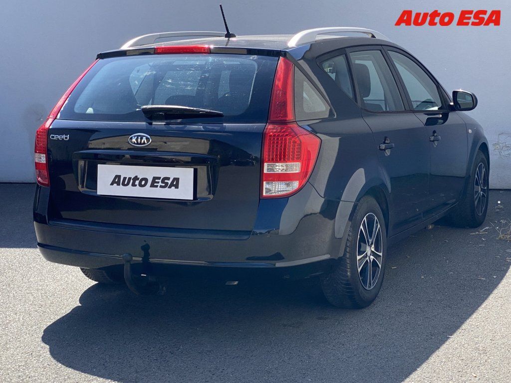 Kia Cee´d, 1.4,Vision - fotka 4