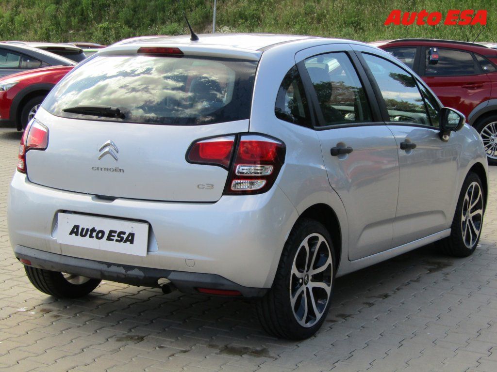 Citroën C3, 1.2 i,AC - fotka 4