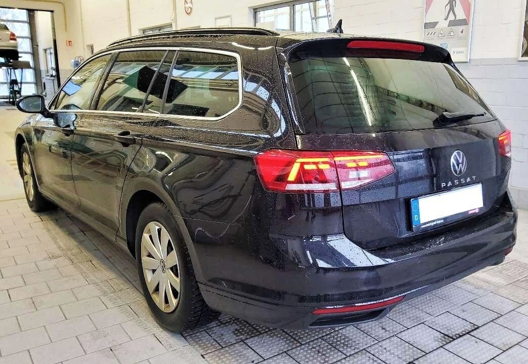 Volkswagen Passat, 2.0 TDi (110 kW) Business, LED - fotka 3